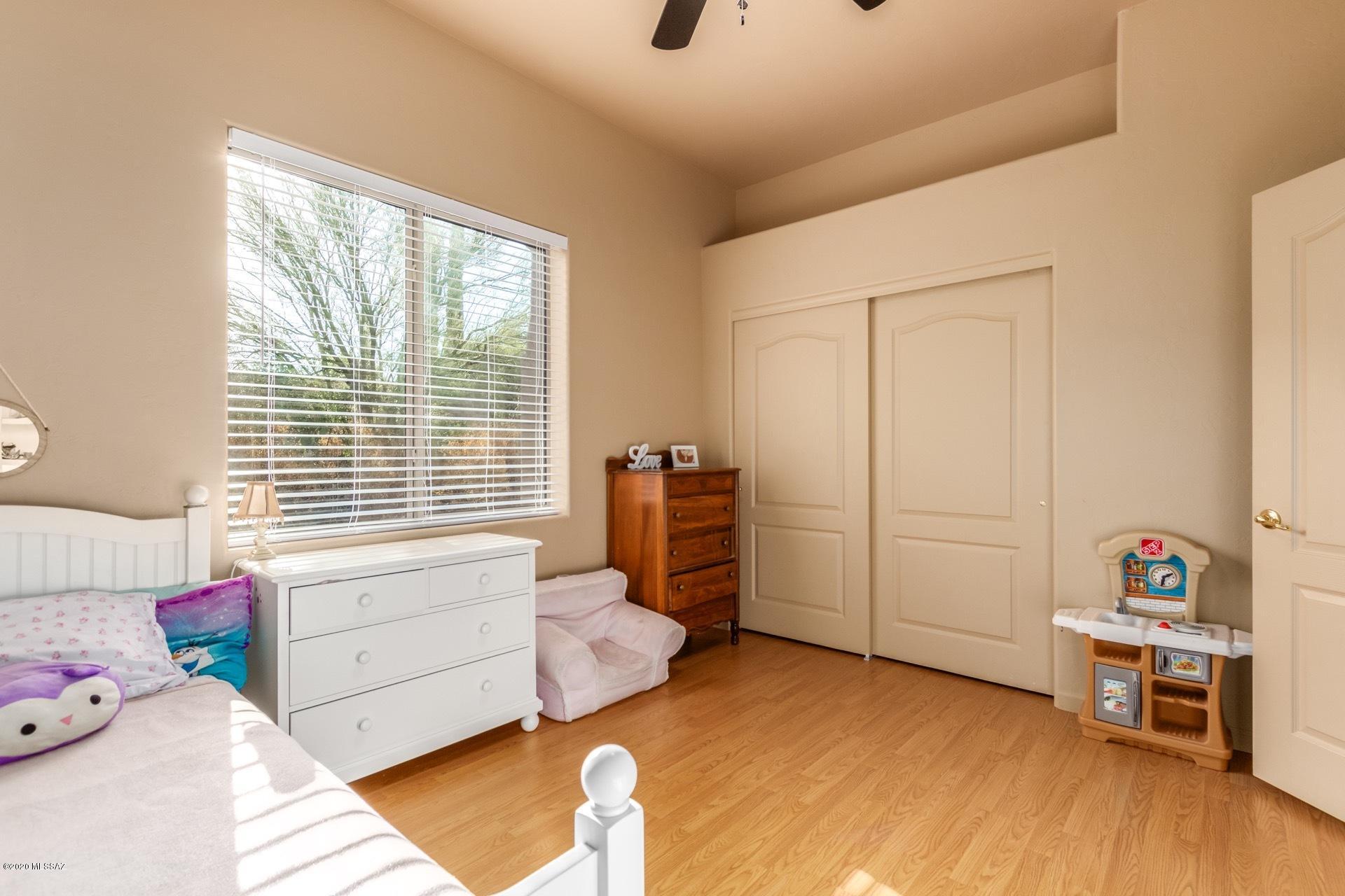 1298 W Ziziphus Place