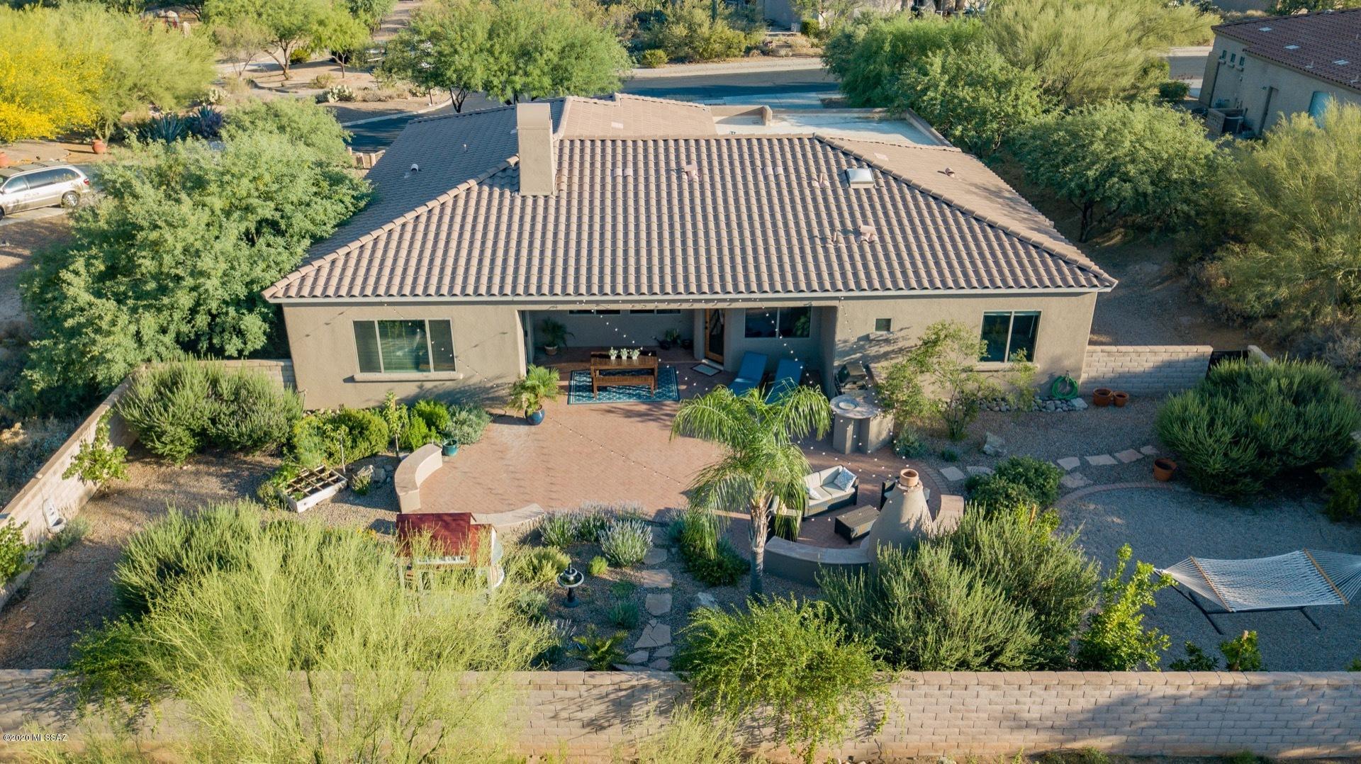 1298 W Ziziphus Place