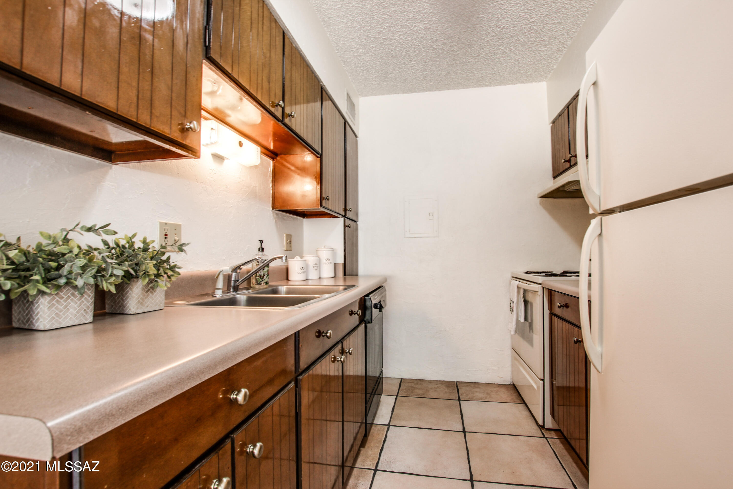 810 S Kolb Road Unit: 58