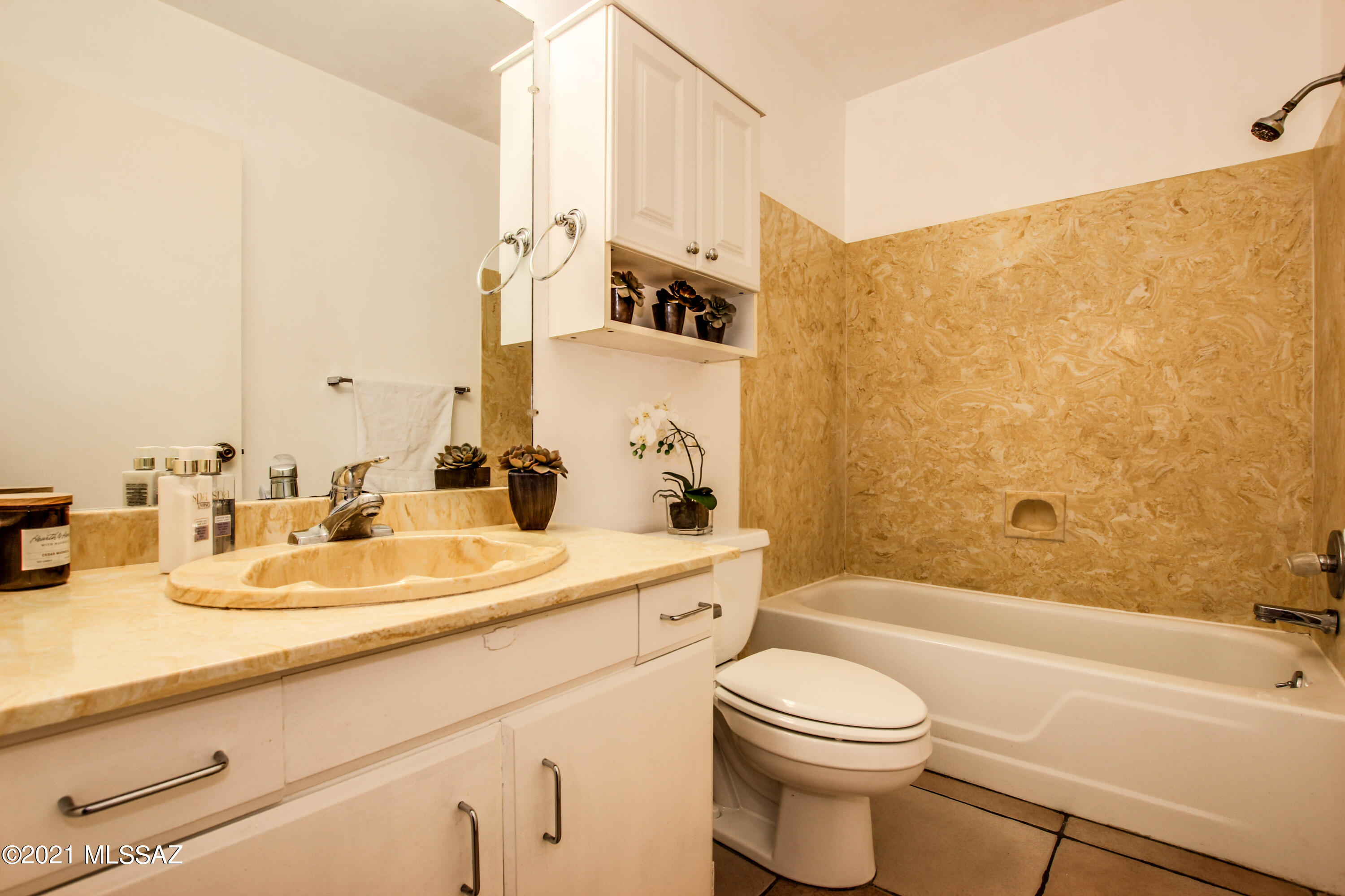 810 S Kolb Road Unit: 58