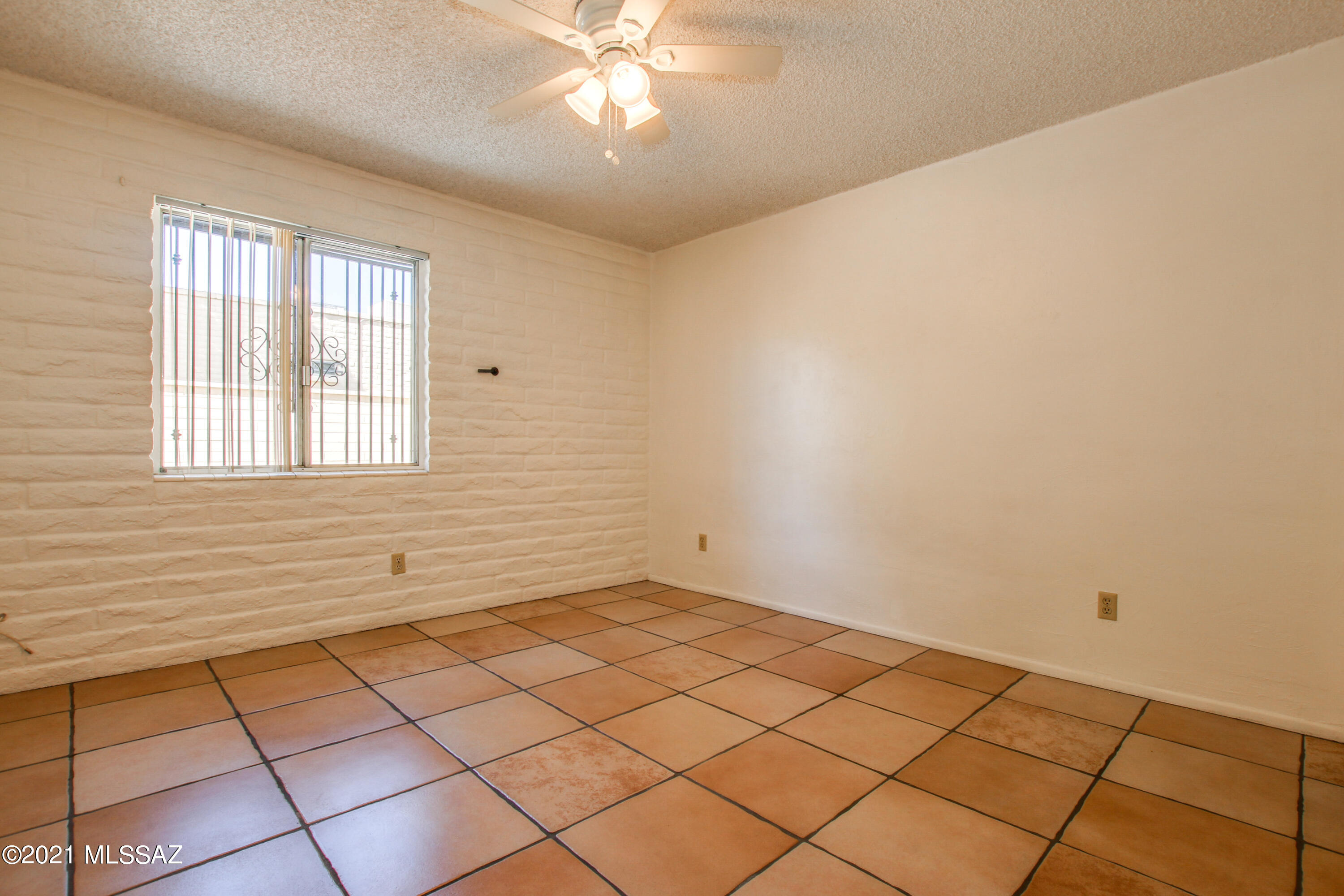 810 S Kolb Road Unit: 58