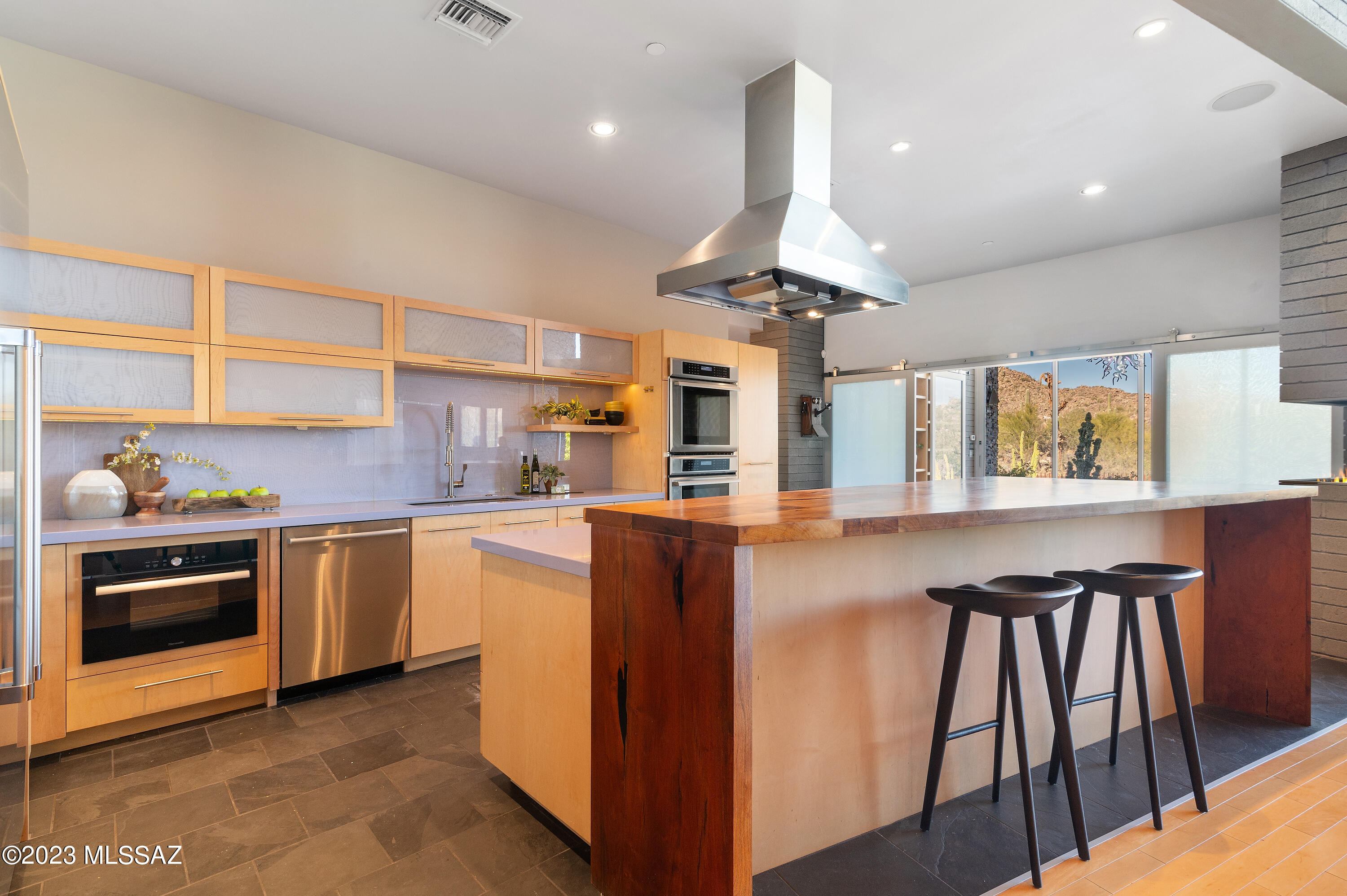 1370 Tortolita Mountain Circle