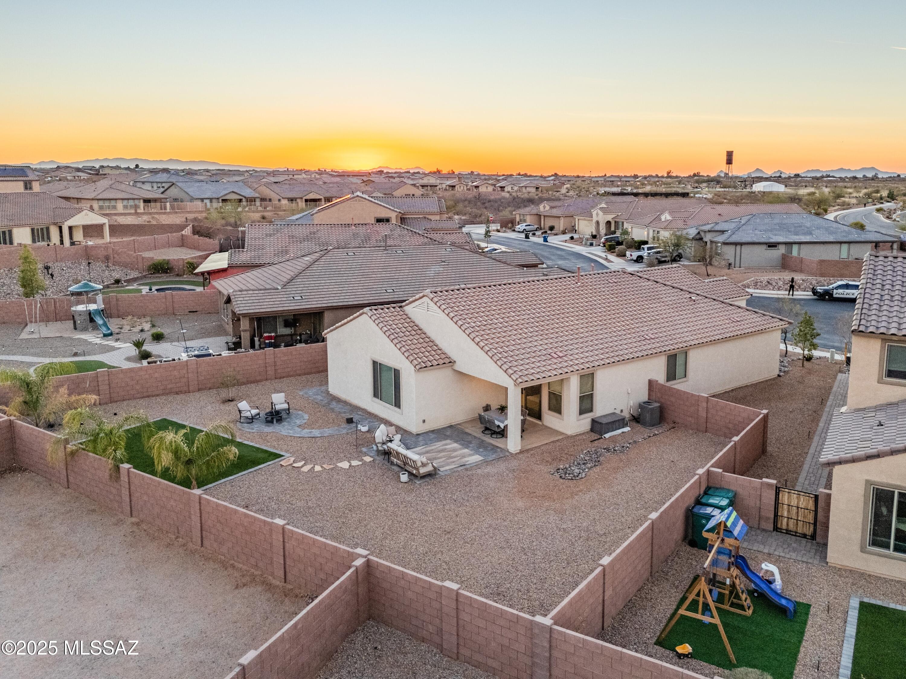 13384 E Knipe Place