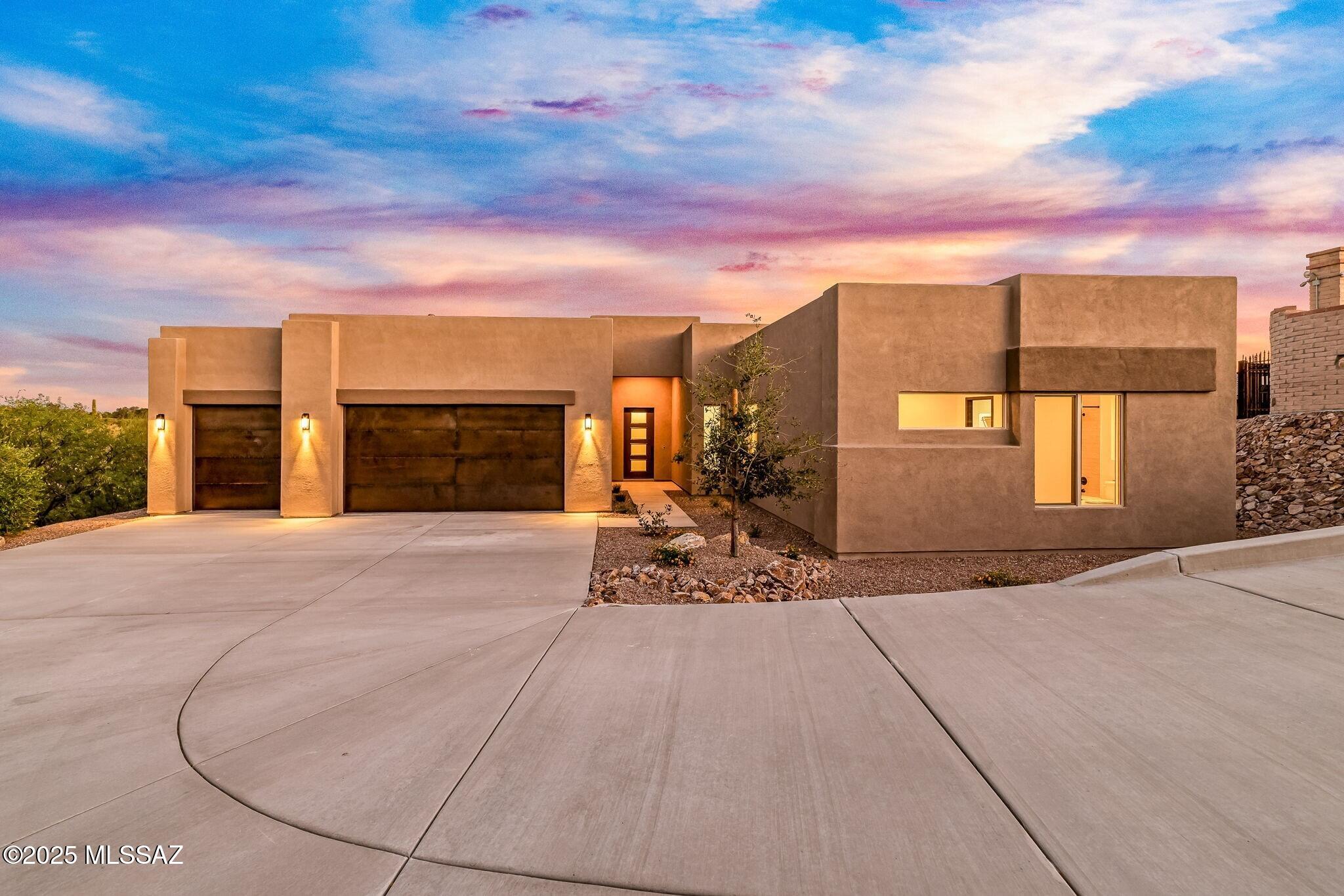 3560 N San Sebastian Drive Unit: 12