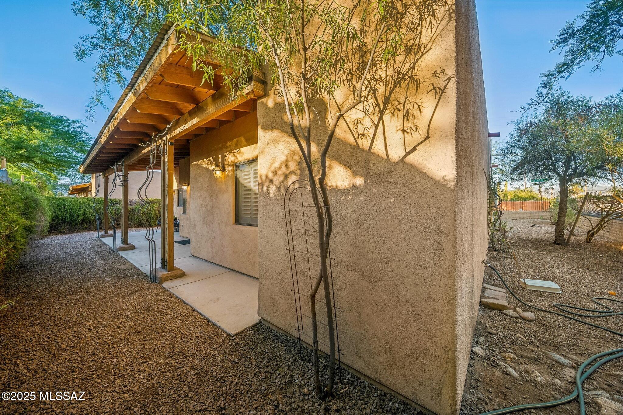 1705 N Baxter Drive