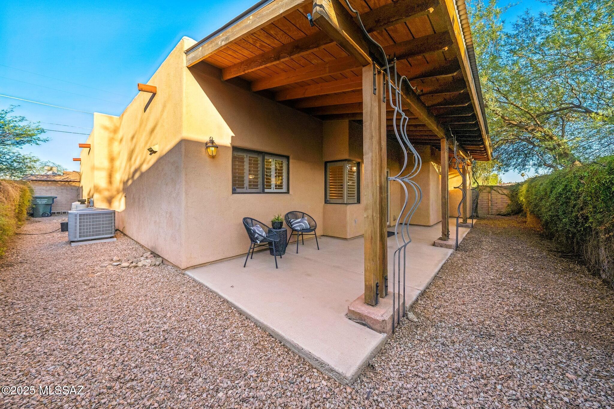 1705 N Baxter Drive
