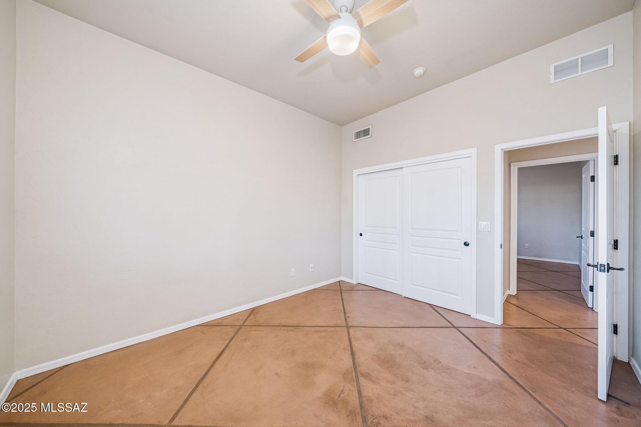 1705 N Baxter Drive