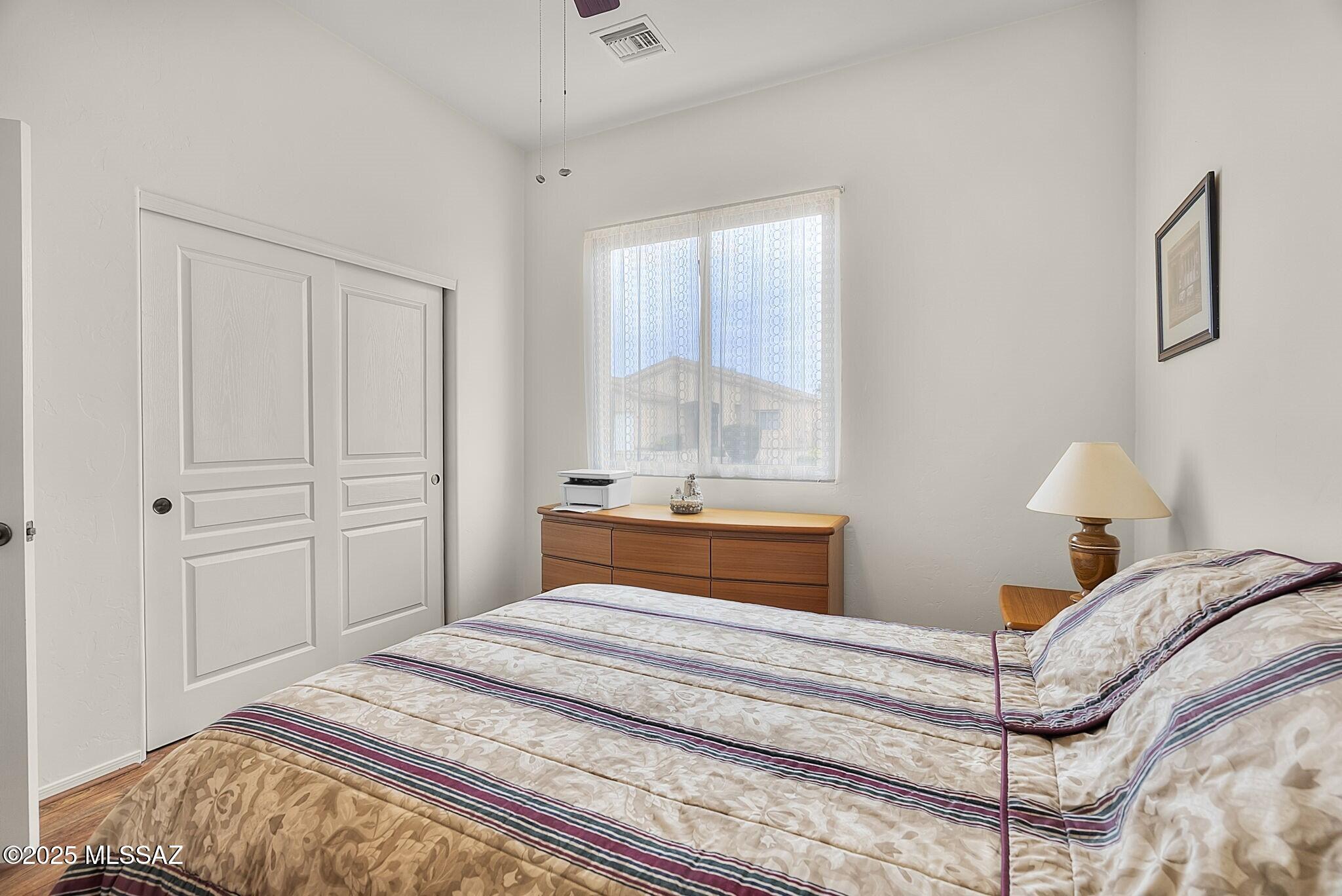 122 E Calle Del Capullo