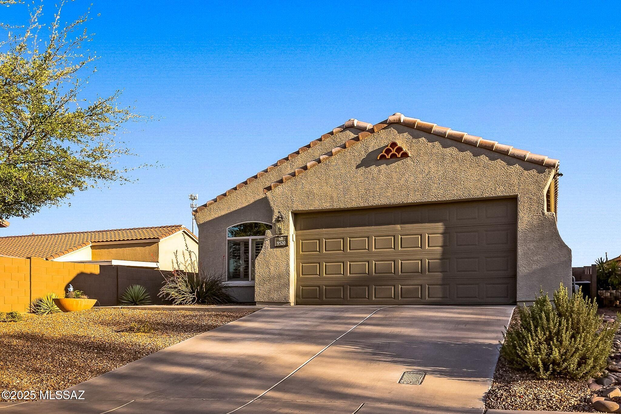 9520 E Evita Lane