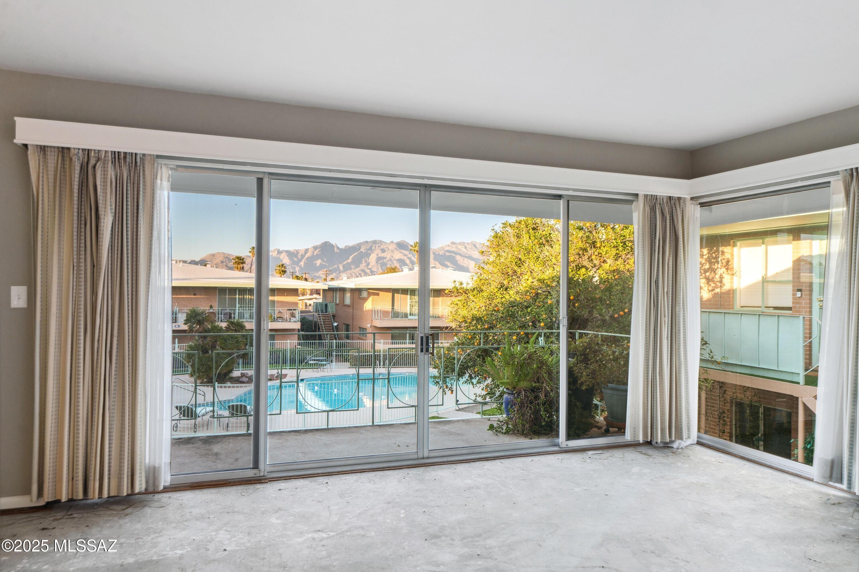 3008 E 6th Street Unit: D15