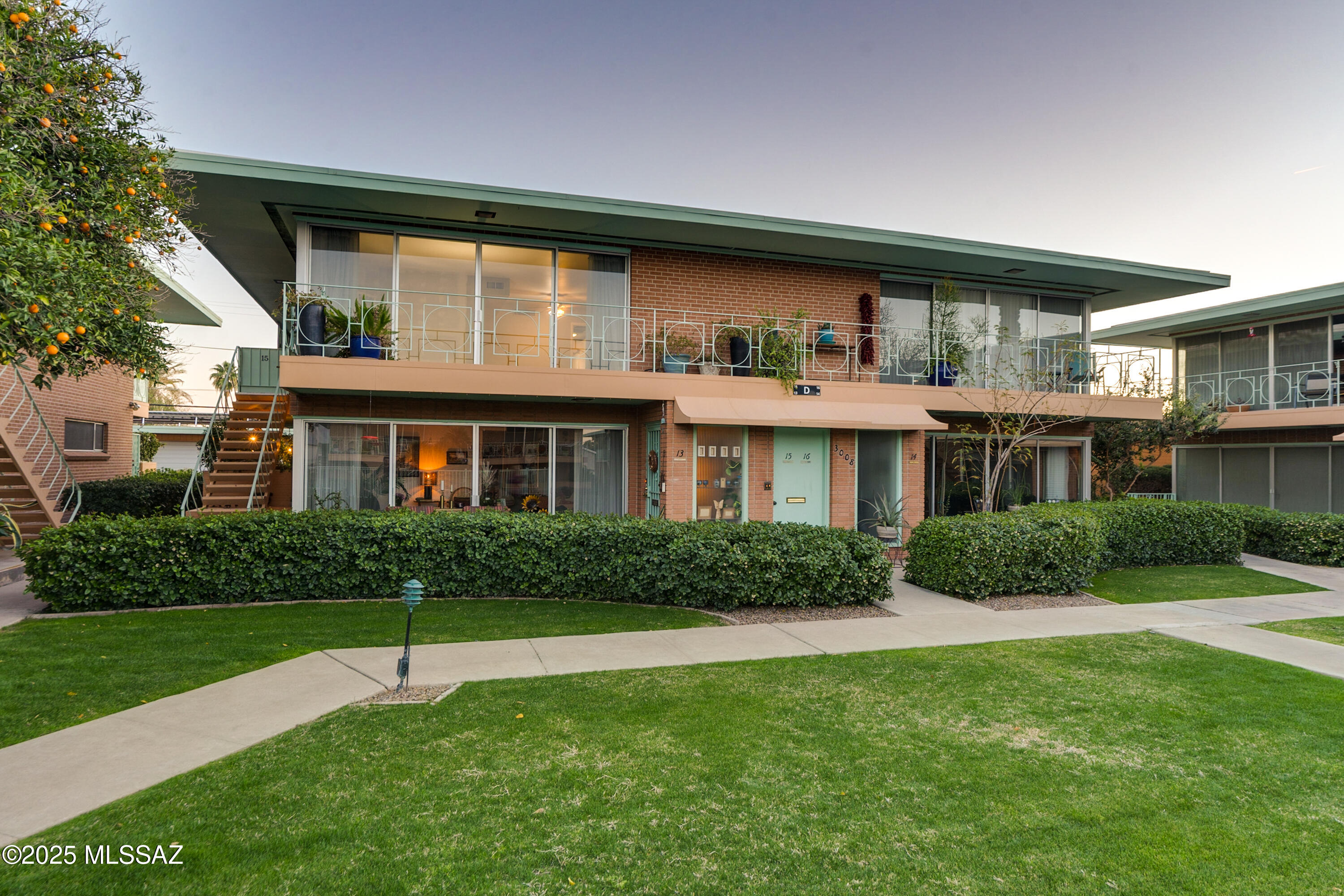 3008 E 6th Street Unit: D15