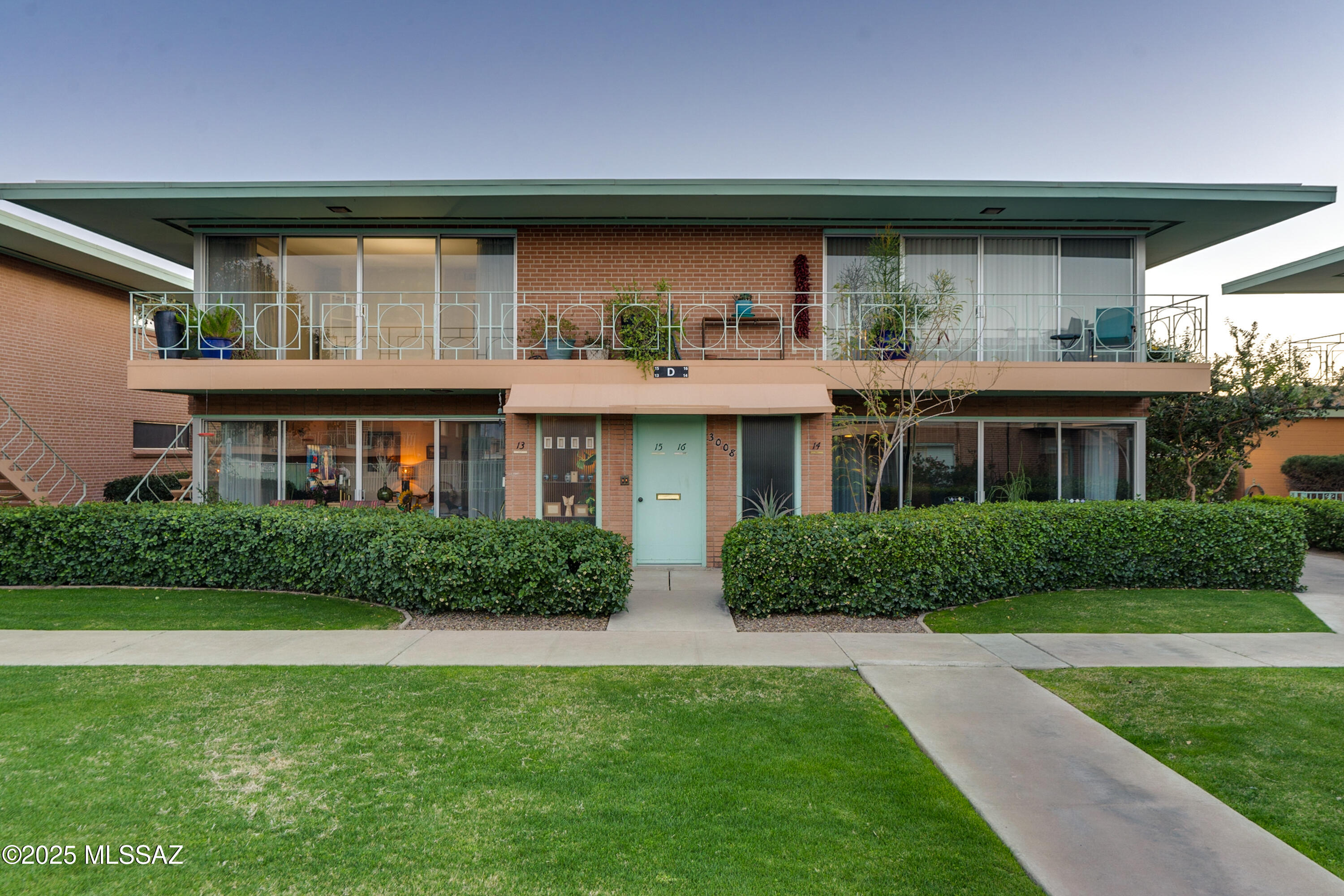 3008 E 6th Street Unit: D15