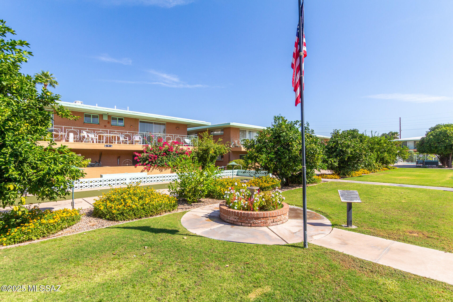 3008 E 6th Street Unit: D15