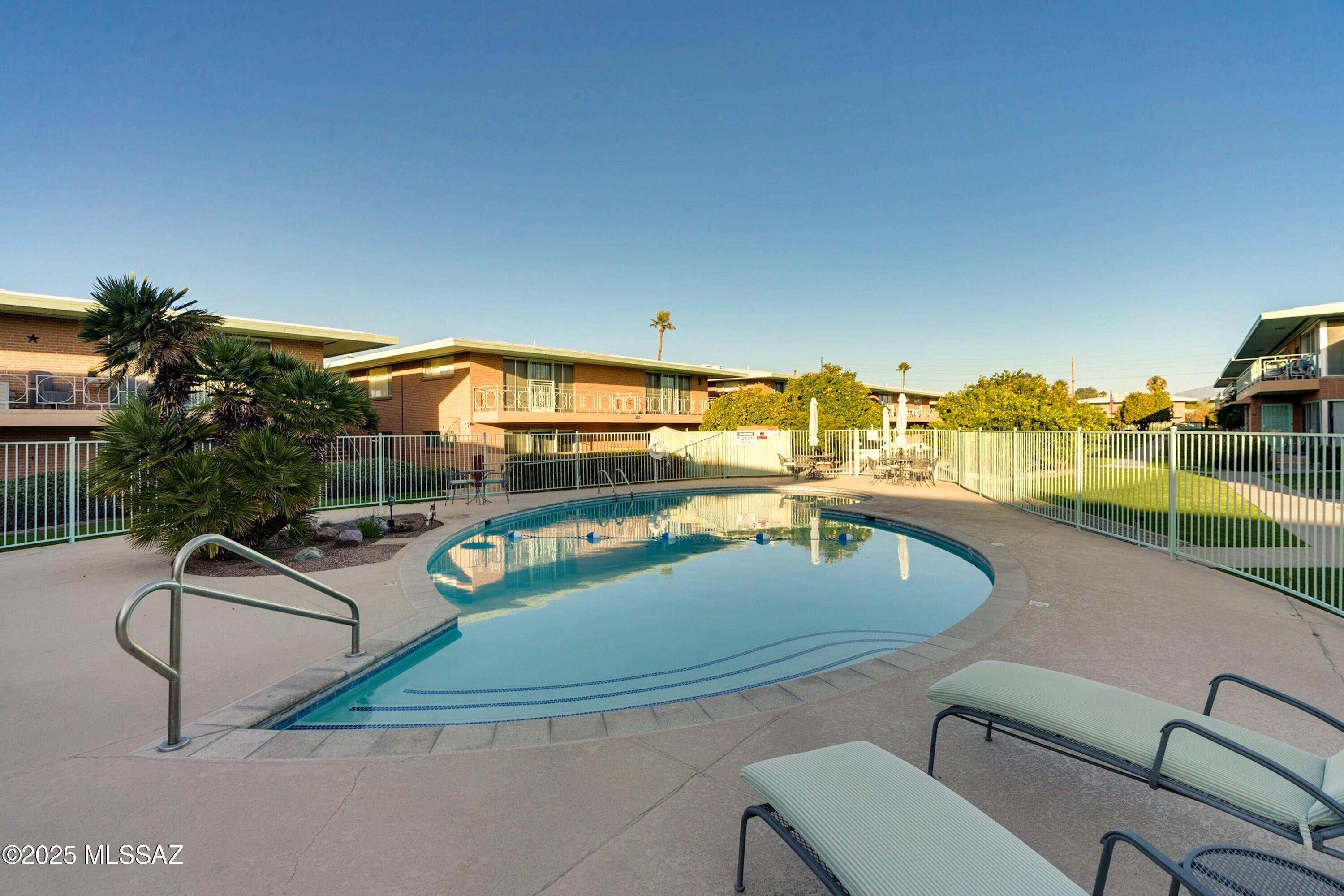 3008 E 6th Street Unit: D15