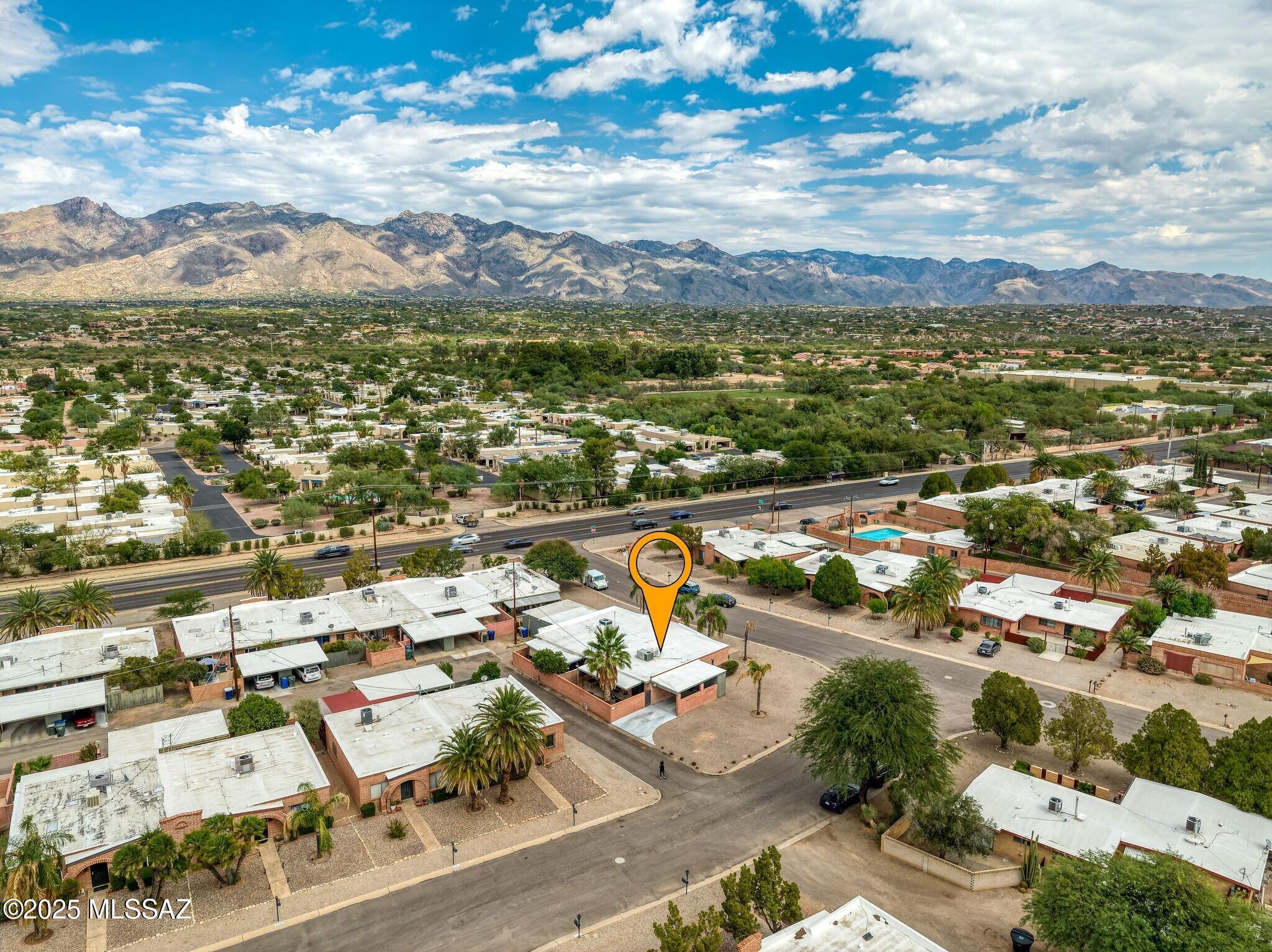 3165 N Vista Del Forte Drive