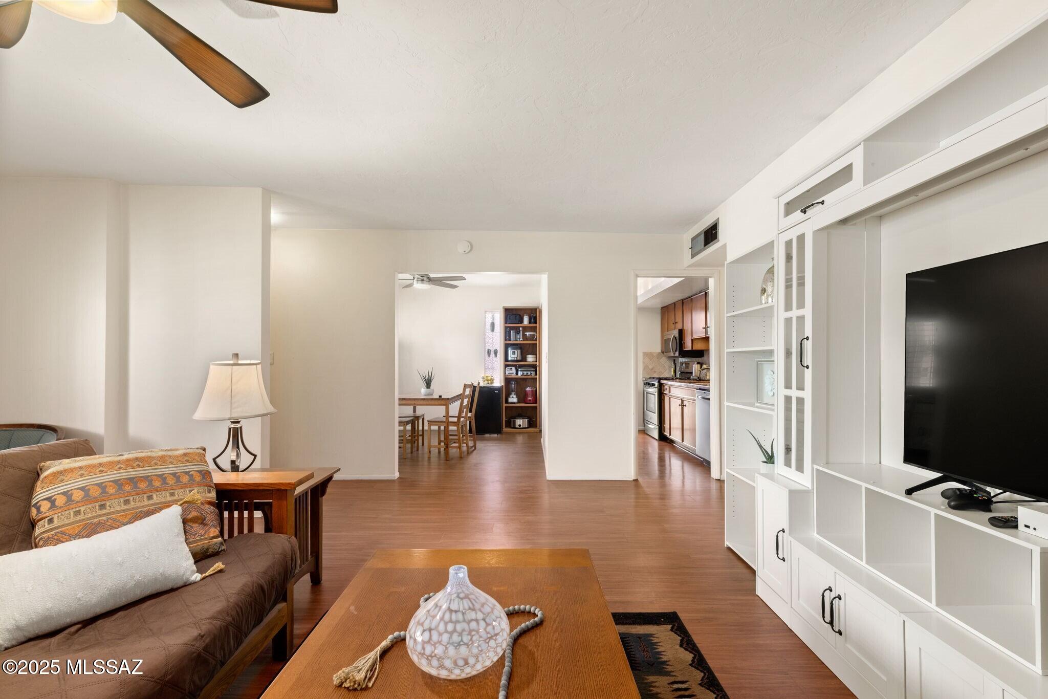 3165 N Vista Del Forte Drive