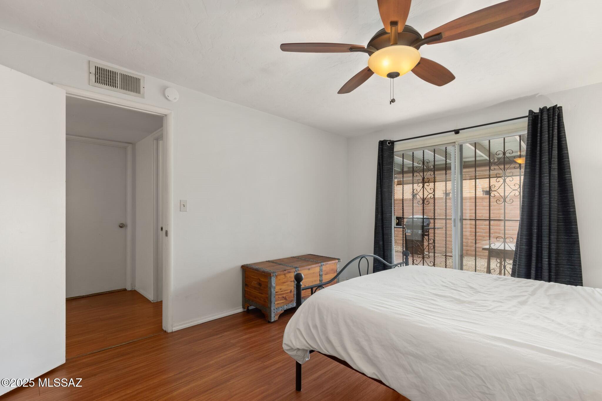 3165 N Vista Del Forte Drive