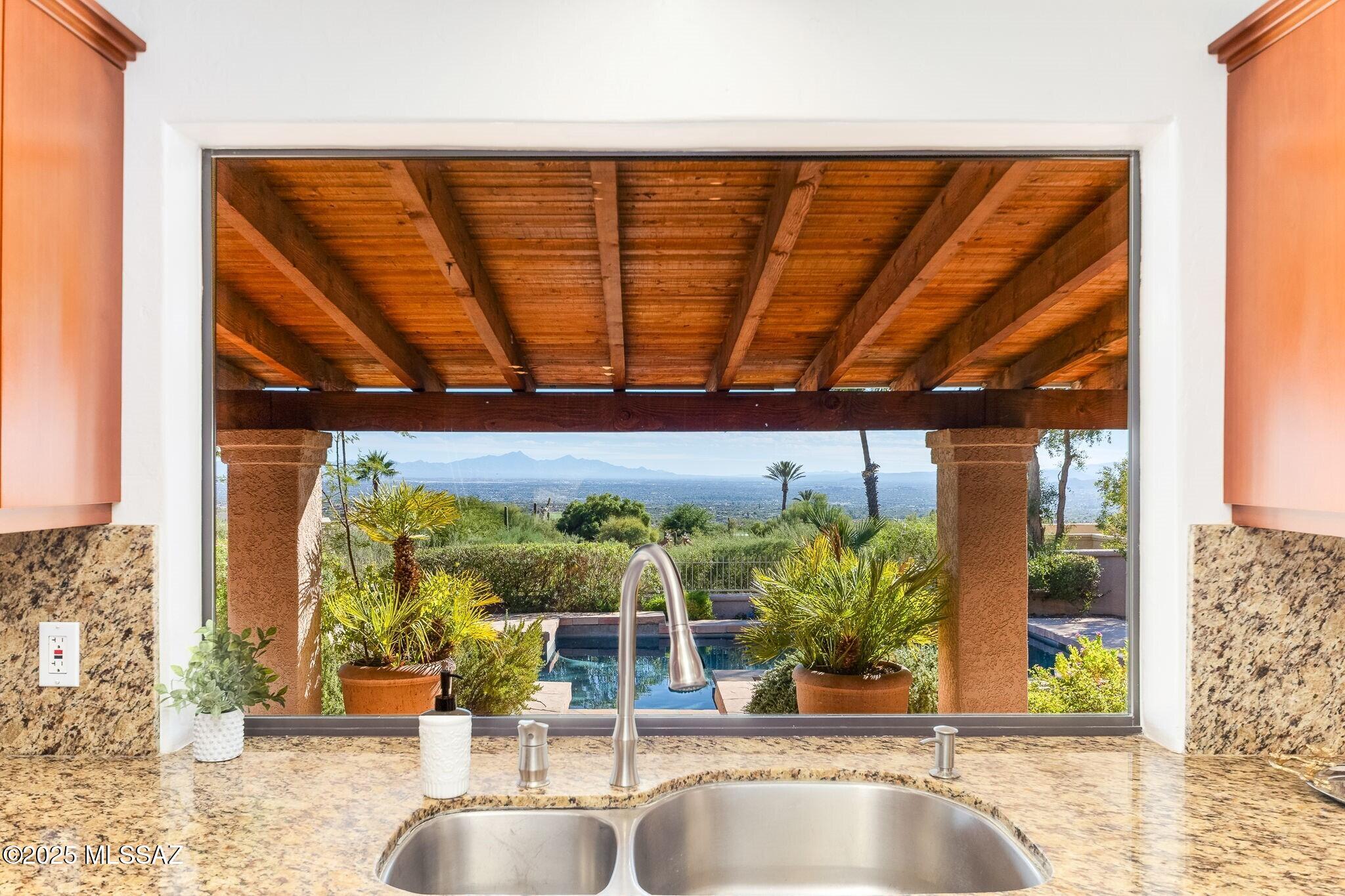 3350 E Cobblestone Place