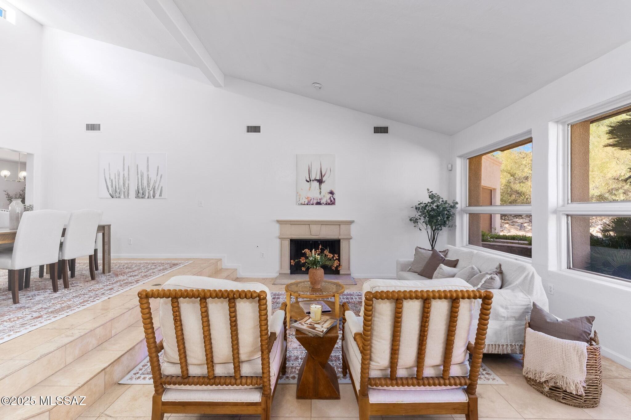 3350 E Cobblestone Place