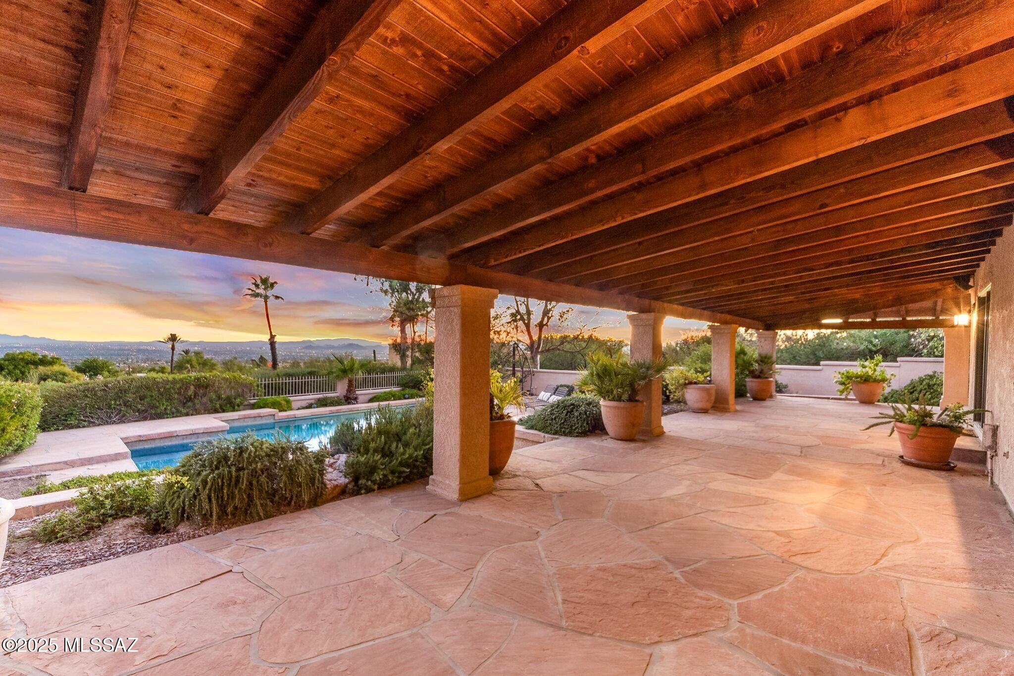 3350 E Cobblestone Place