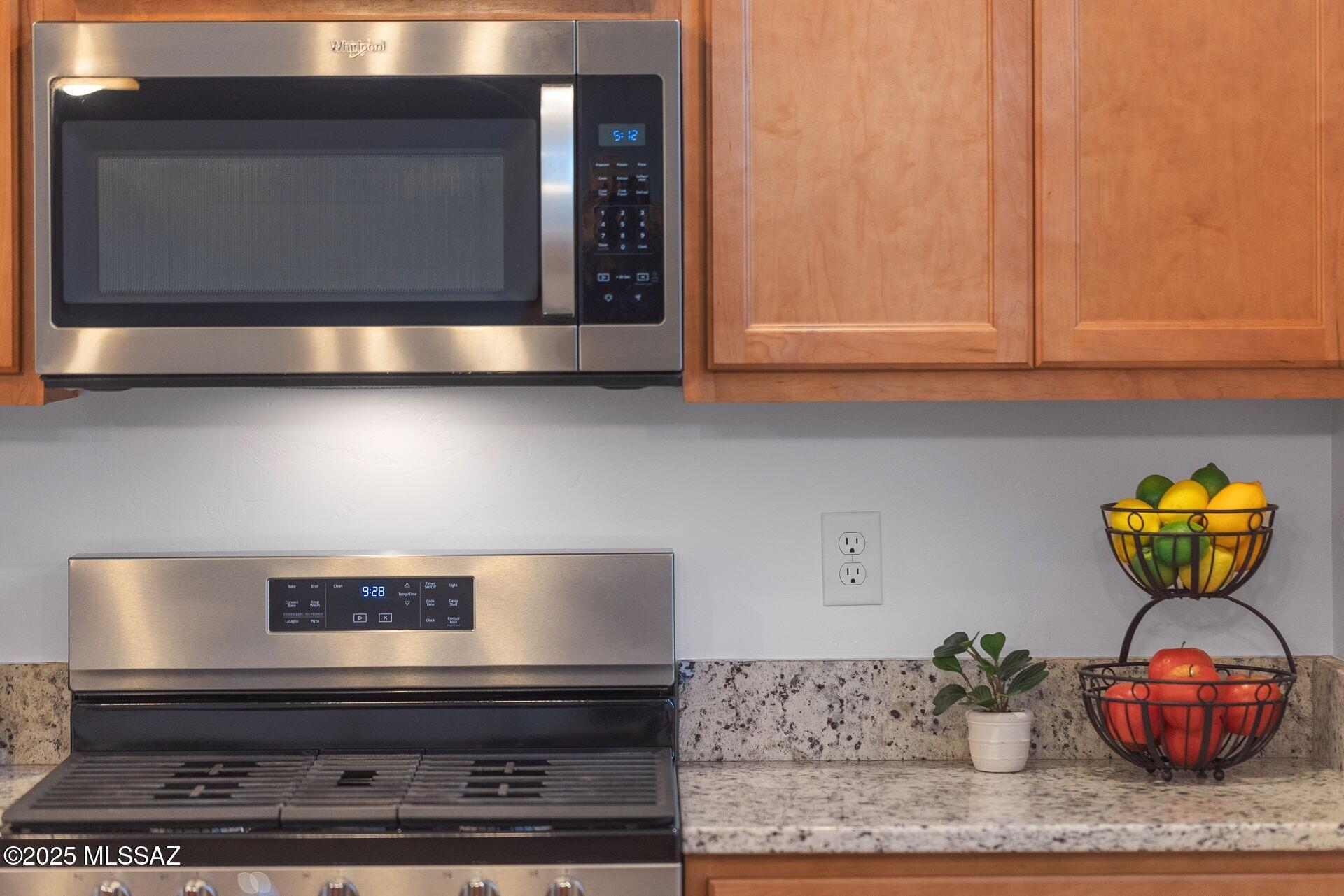 4255 E Columbus Park Place