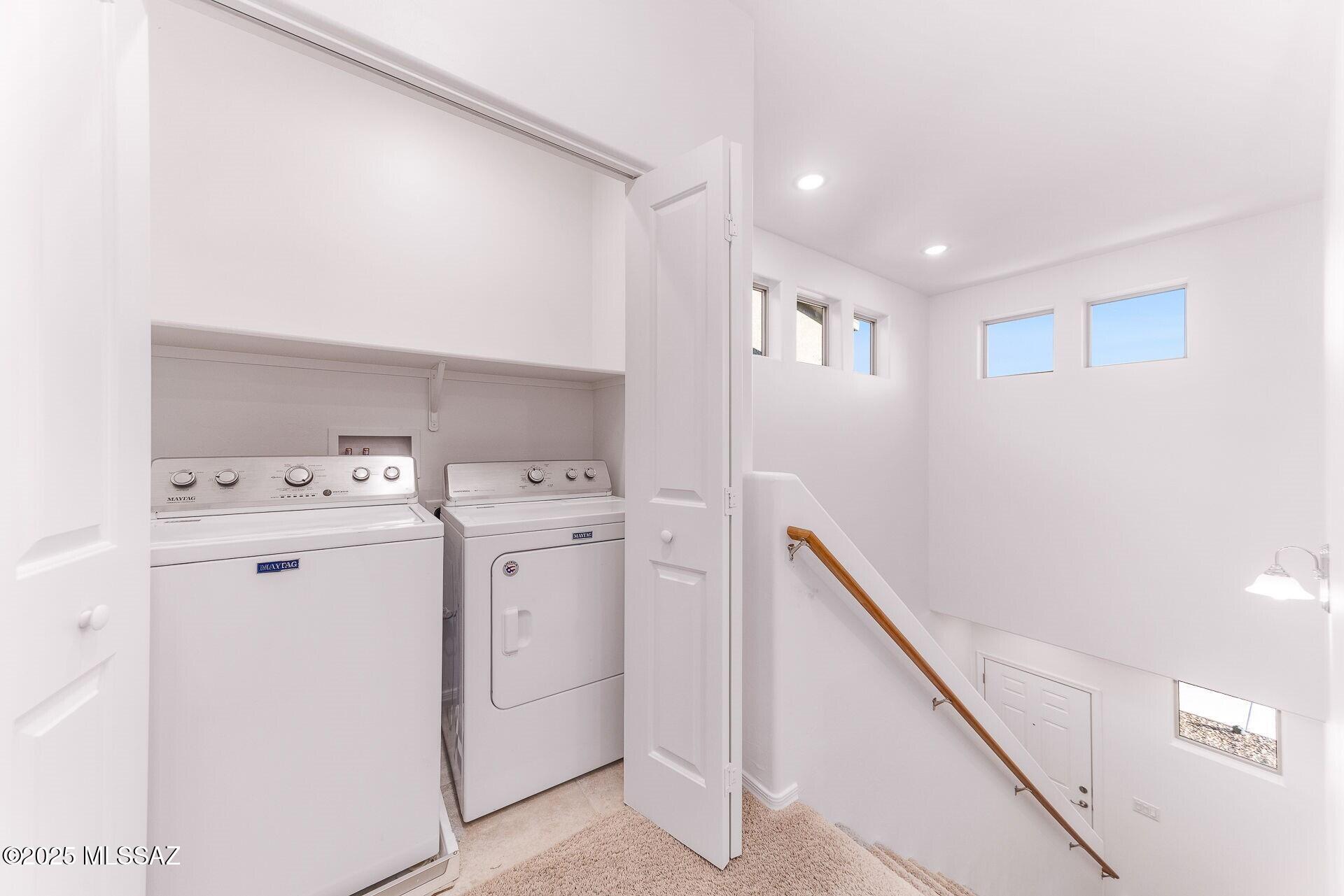 4255 E Columbus Park Place