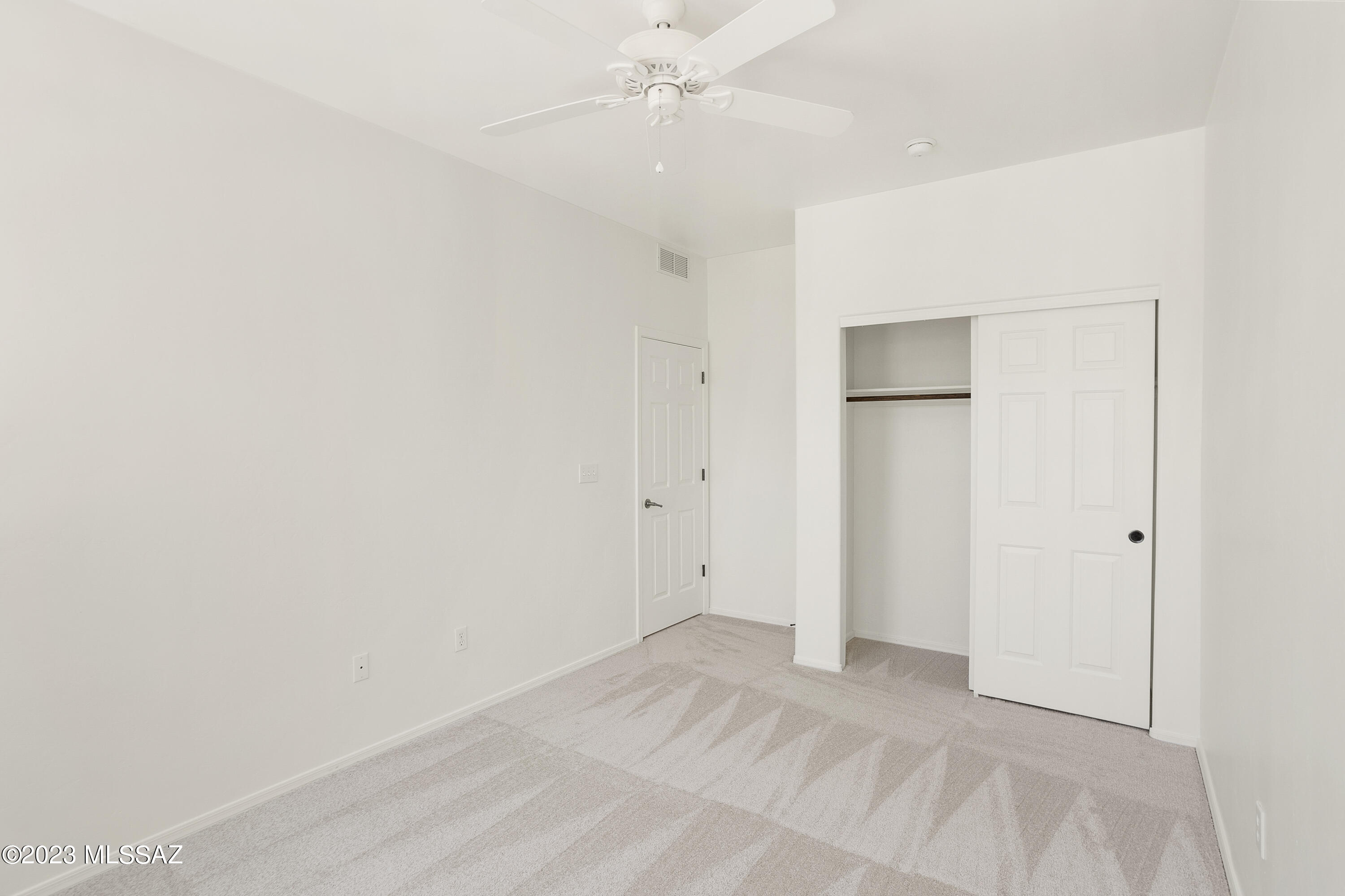 2919 Canyon Bend Street