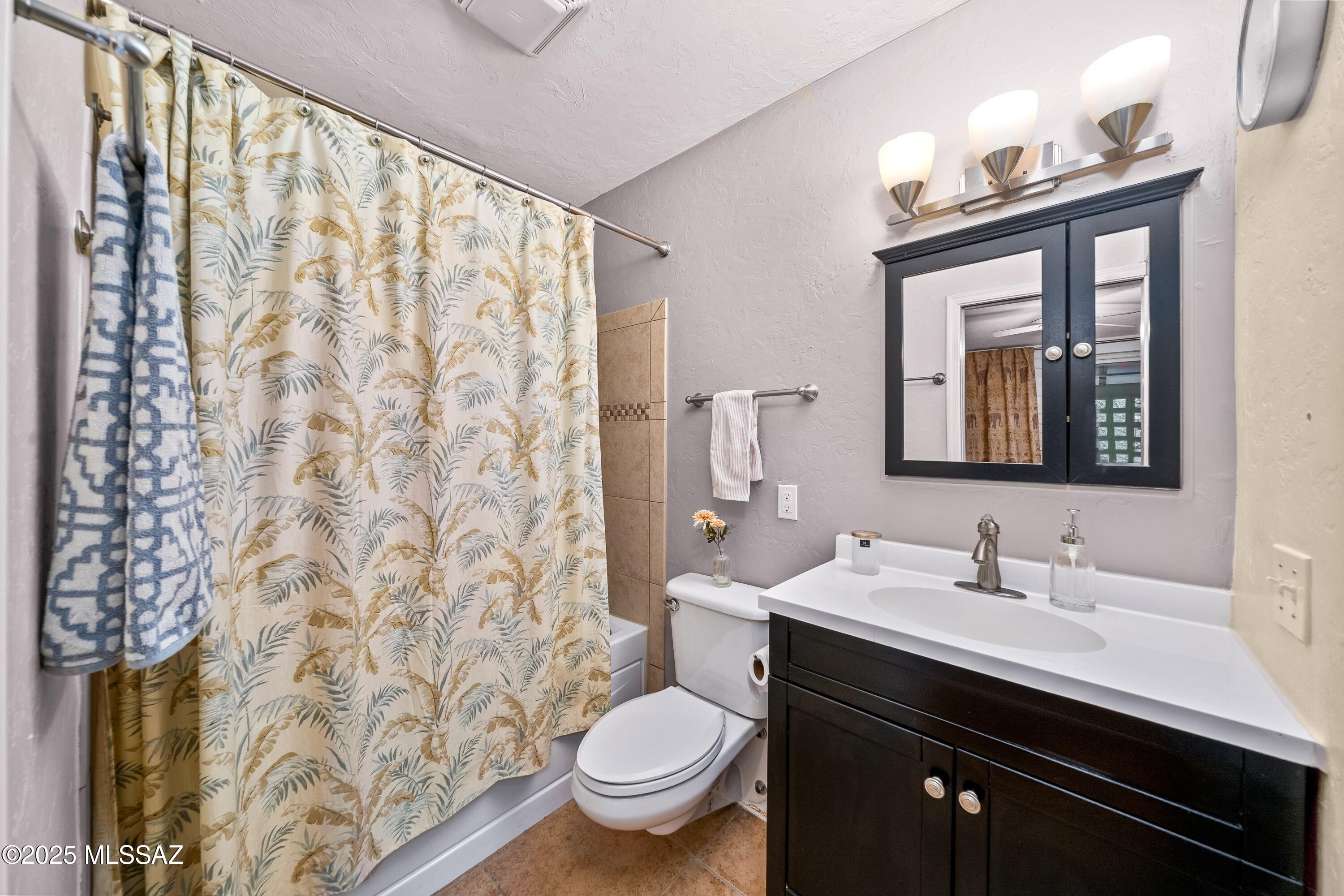 8459 E Desert Steppes Drive