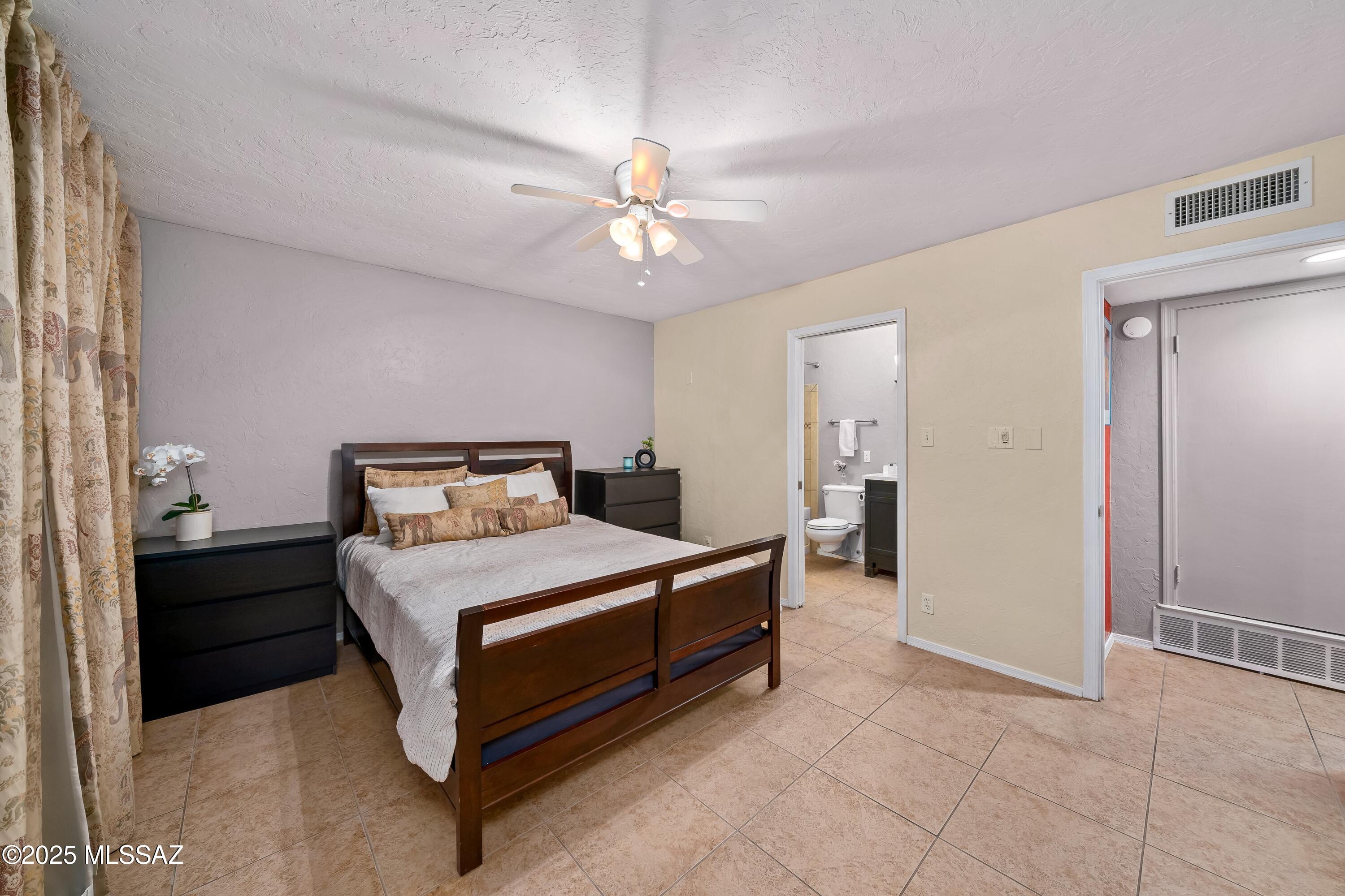 8459 E Desert Steppes Drive