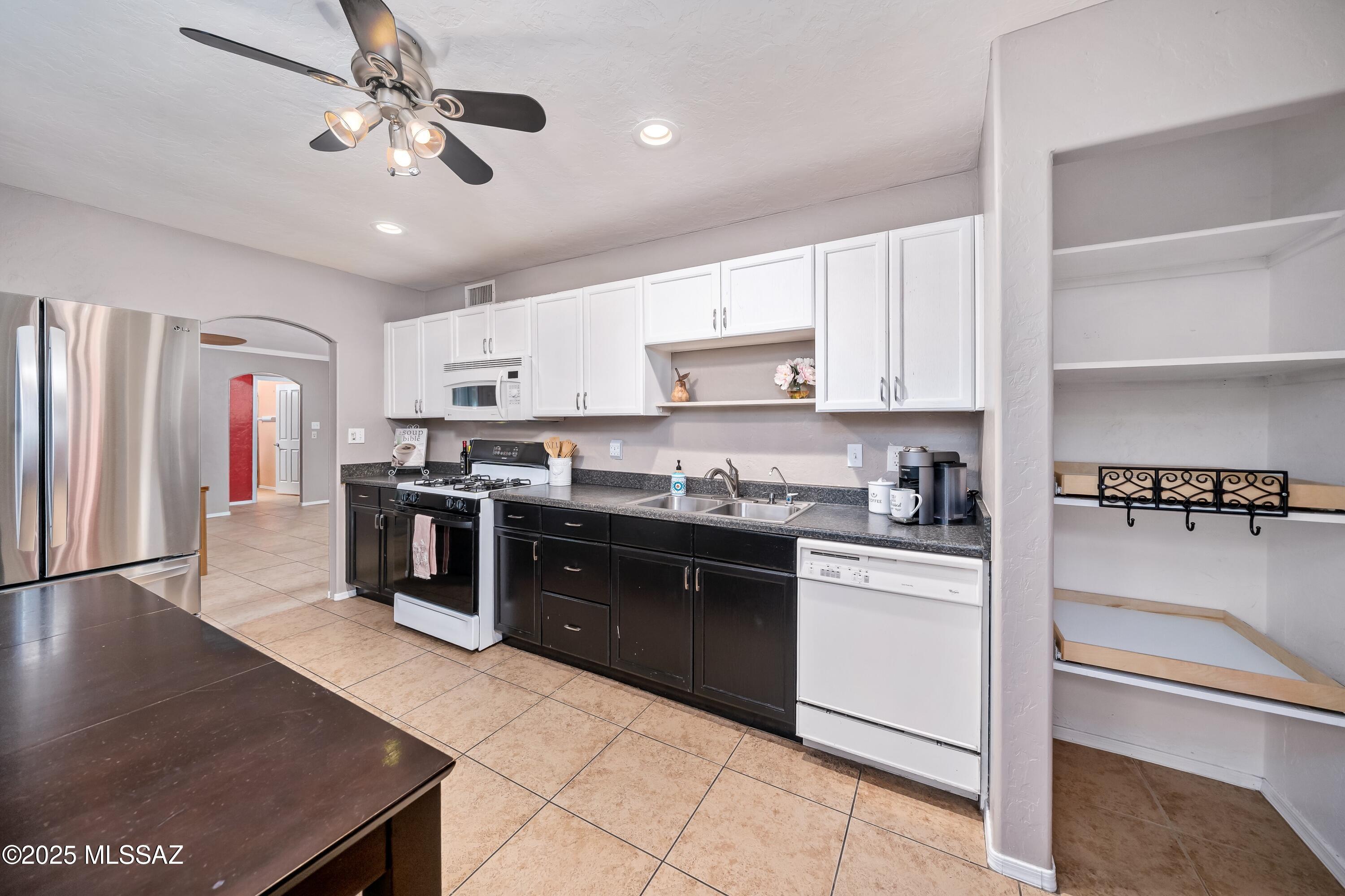 8459 E Desert Steppes Drive