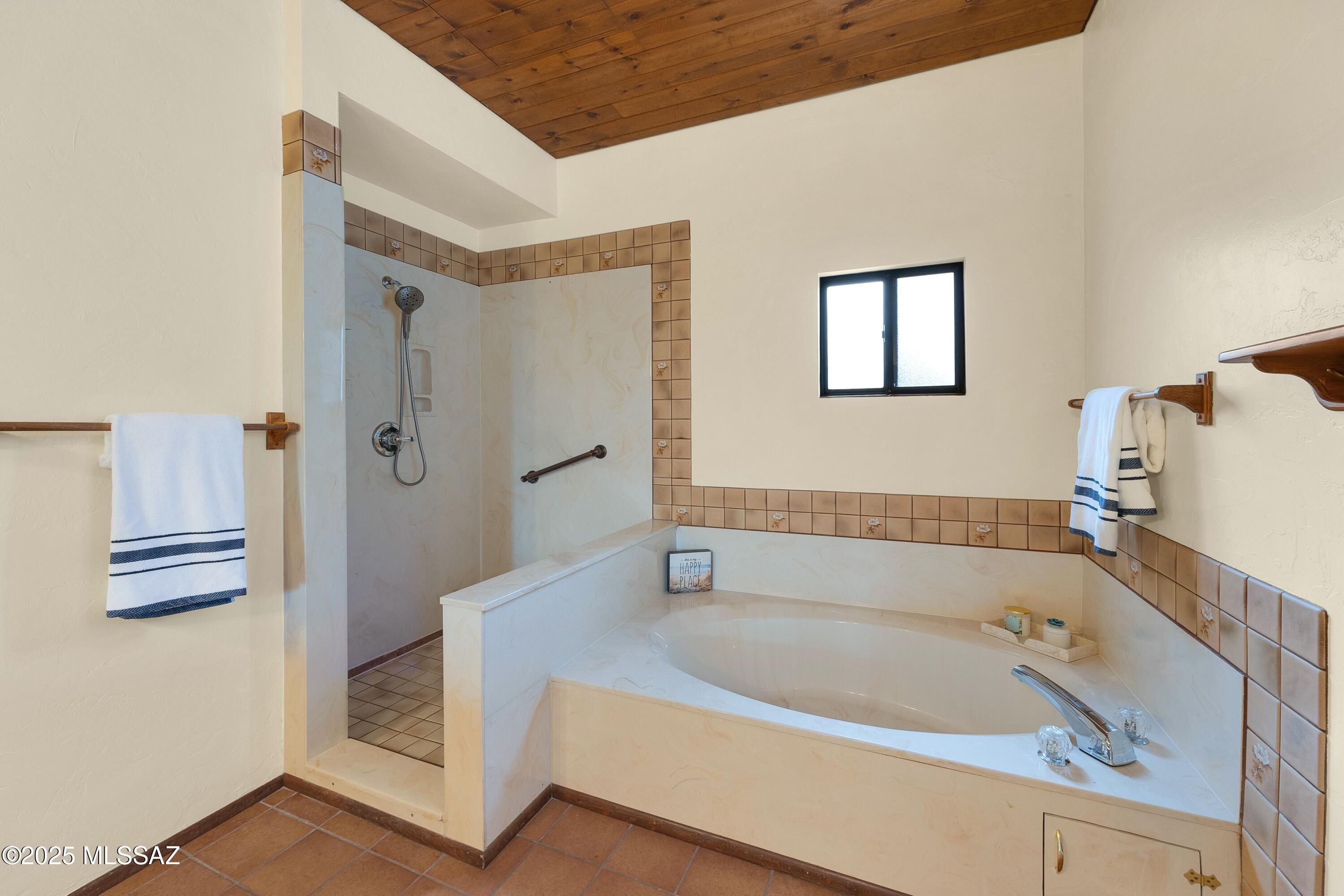 2614 &2616 N Grannen Road