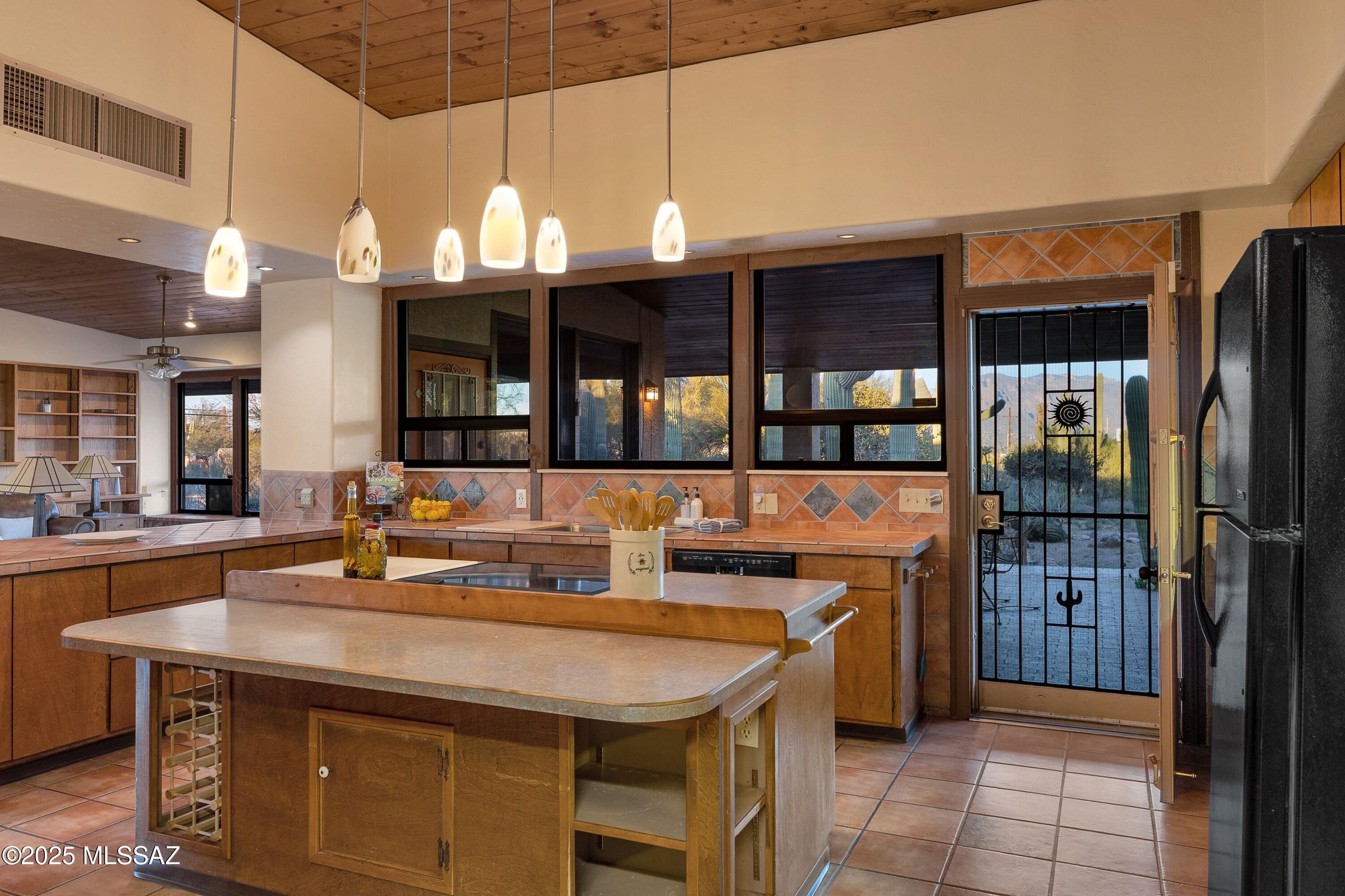 2614 &2616 N Grannen Road