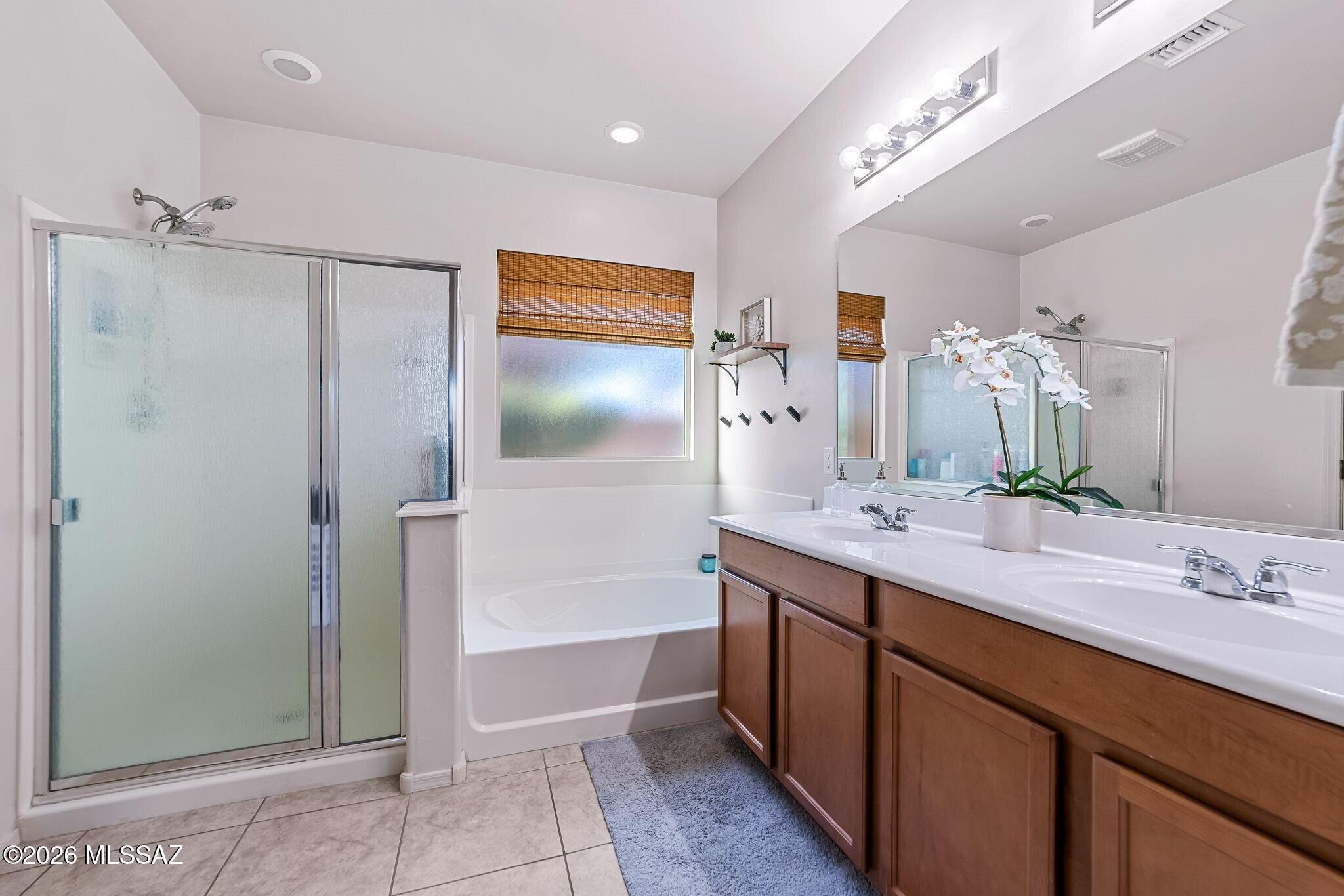 4292 W Thunder Ranch Place