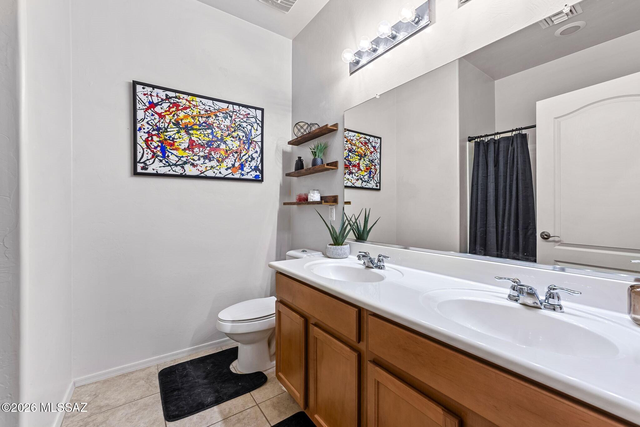 4292 W Thunder Ranch Place