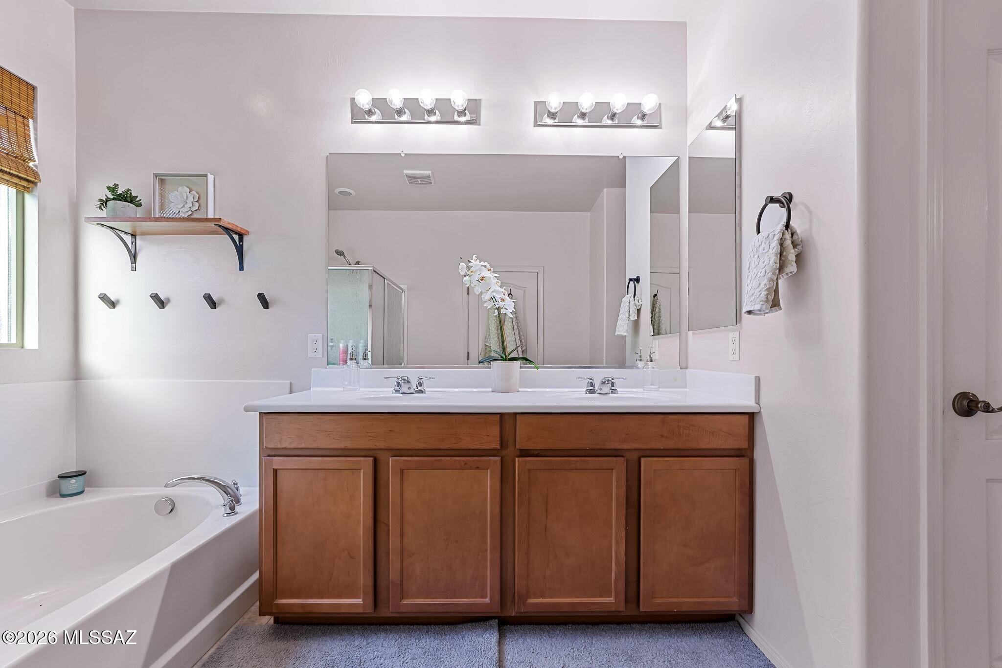 4292 W Thunder Ranch Place