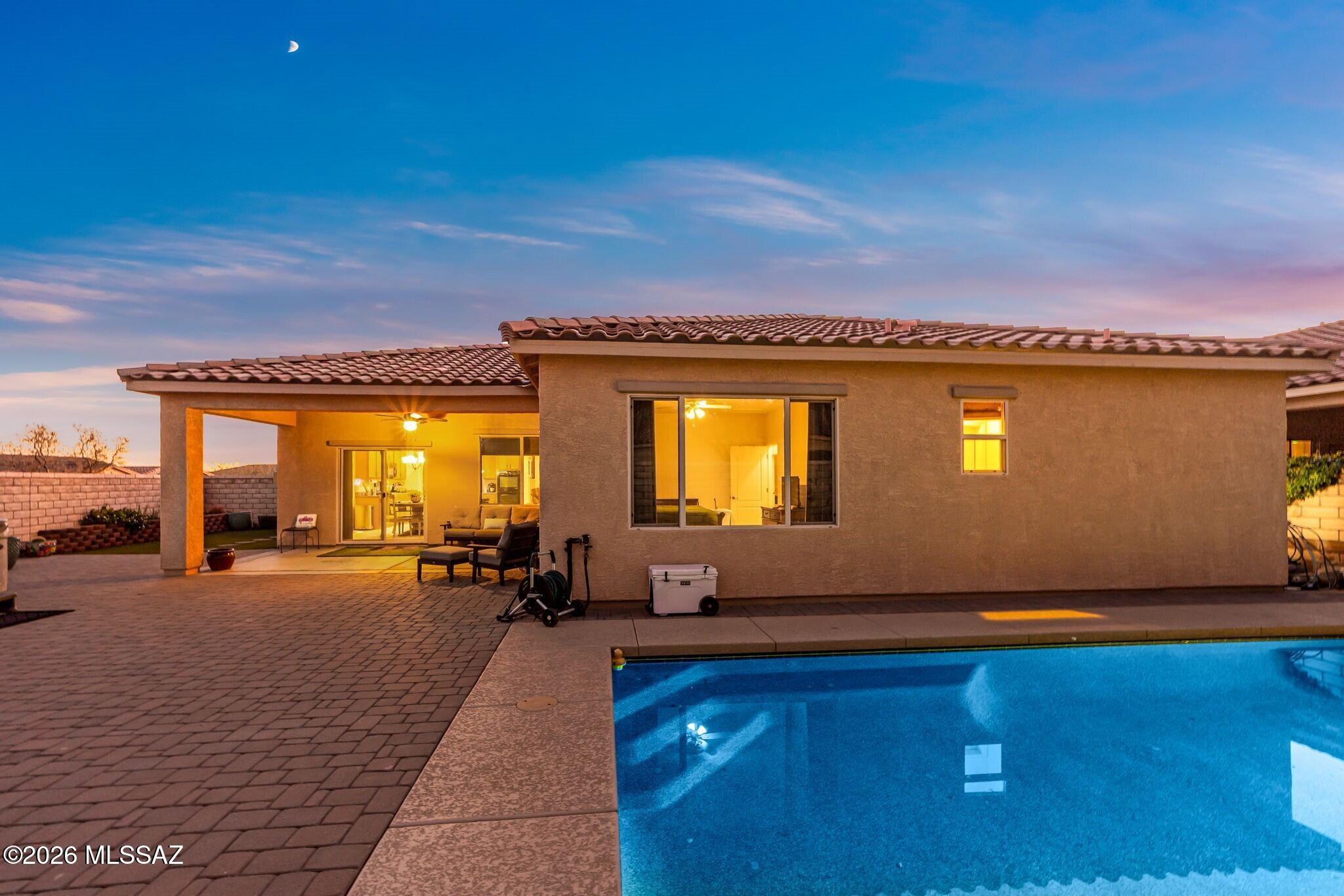 4292 W Thunder Ranch Place