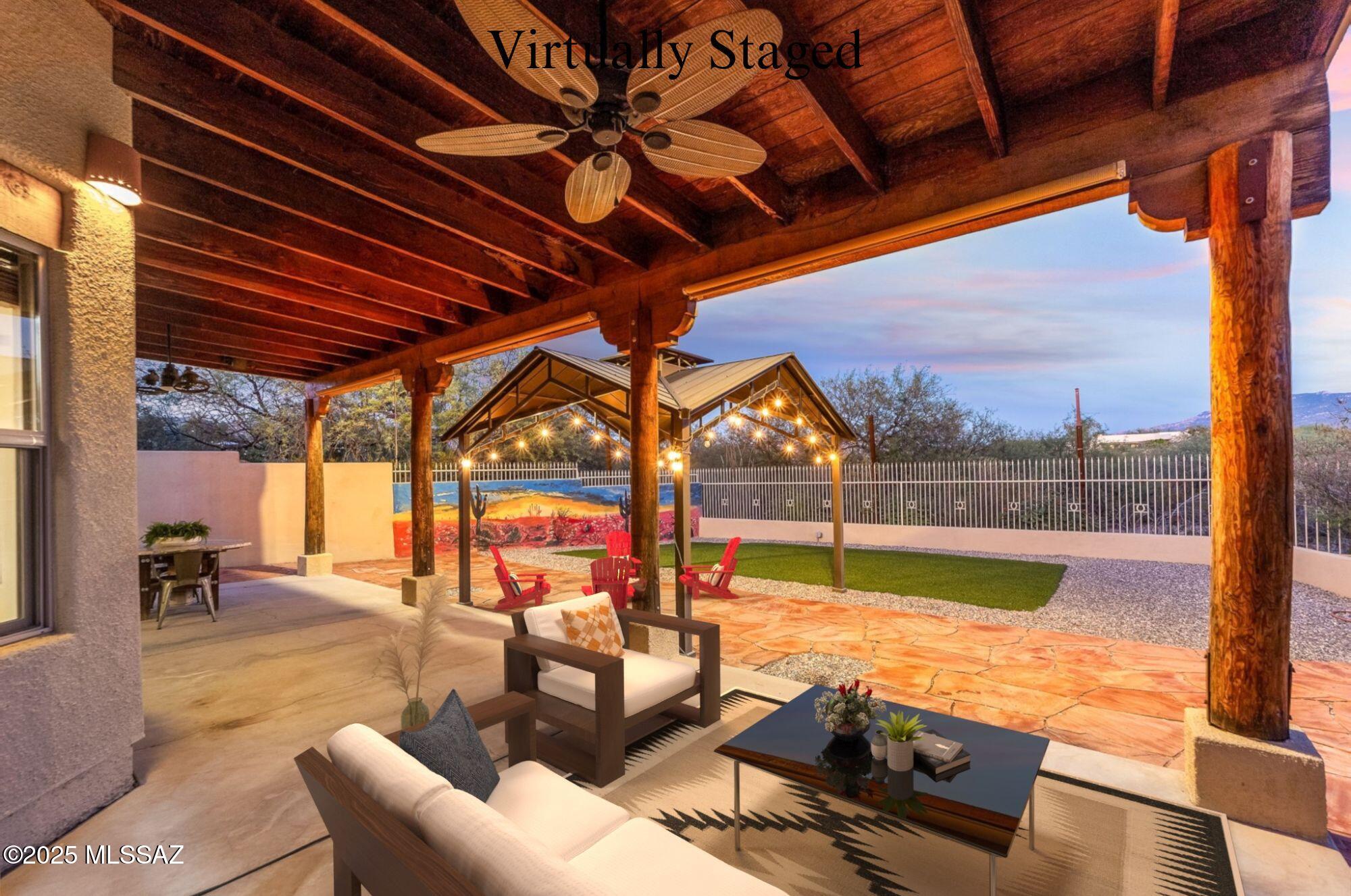 2330 N Bonanza Avenue