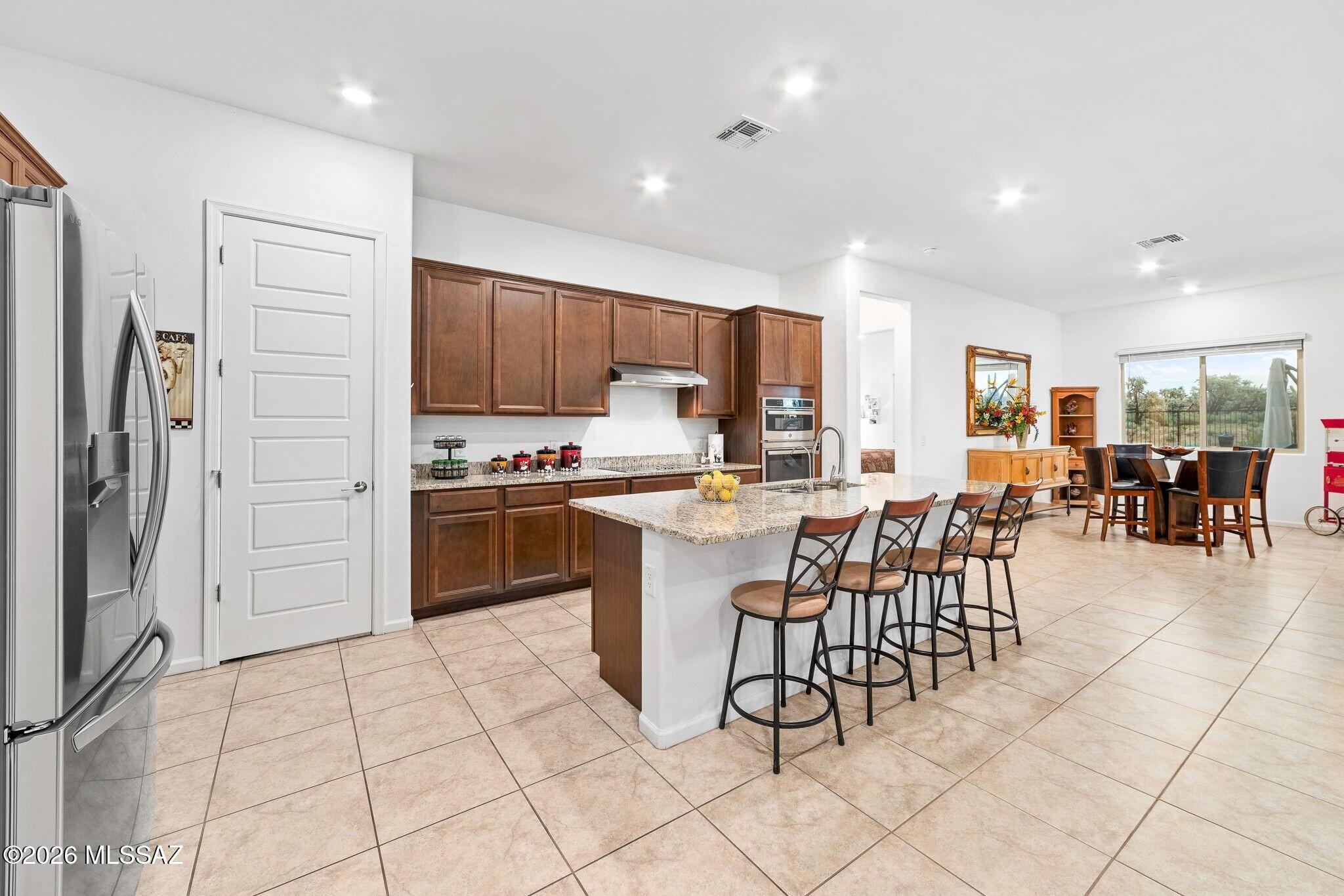 10820 N Iron Peak Drive