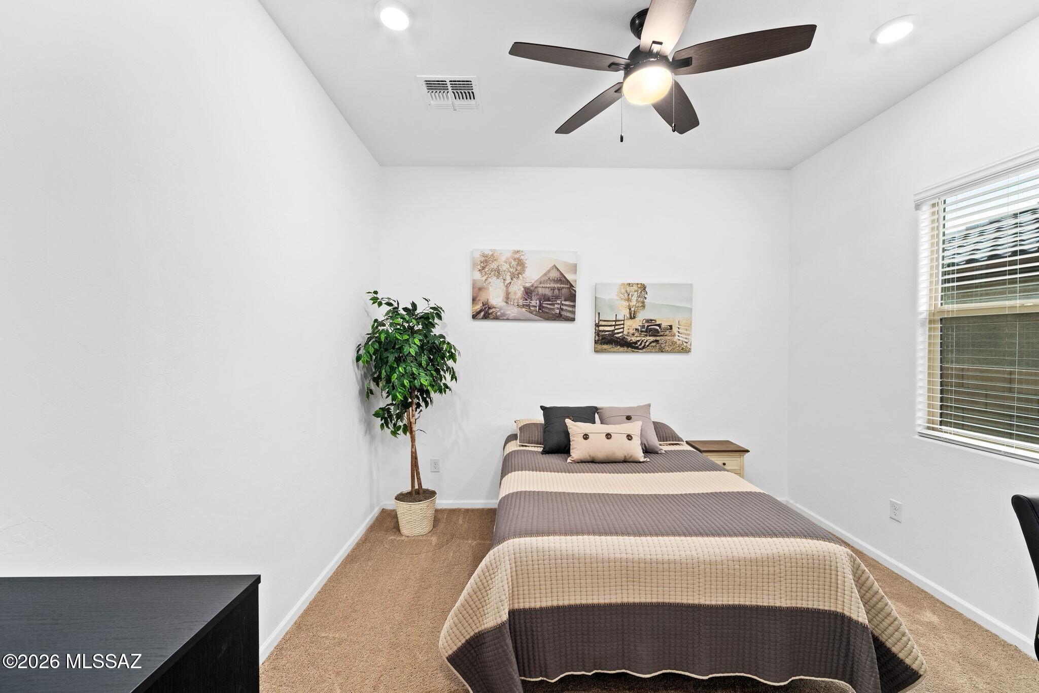 10820 N Iron Peak Drive