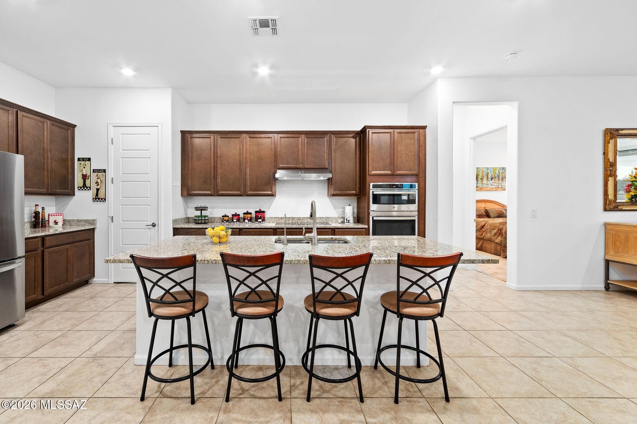 10820 N Iron Peak Drive