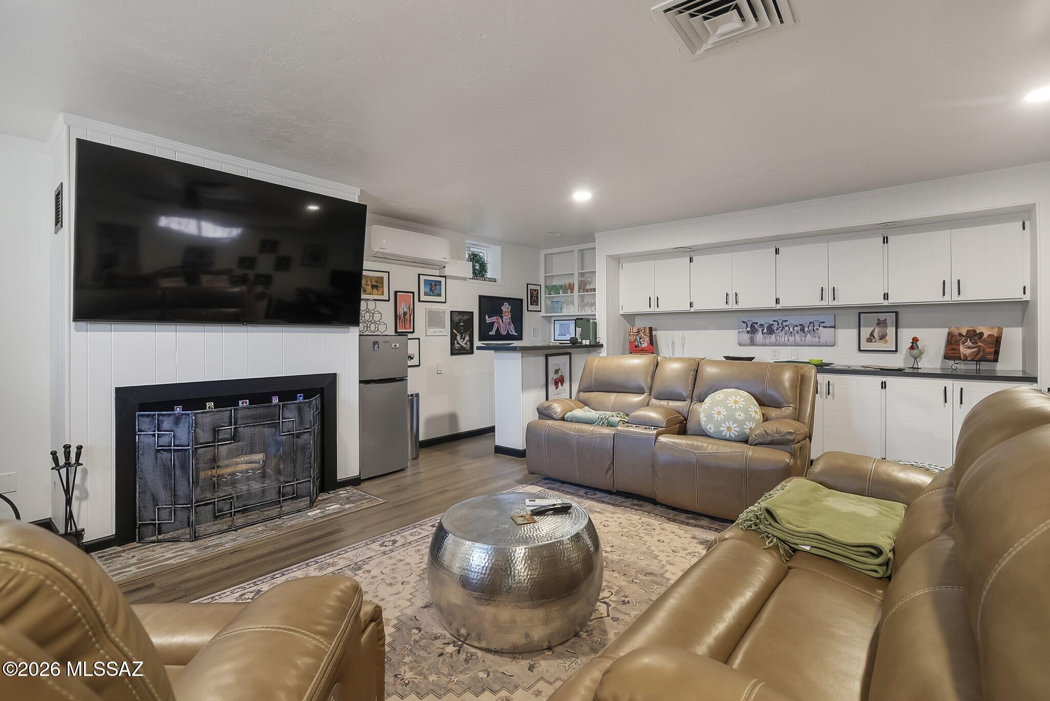 9075 E Palms Park Drive