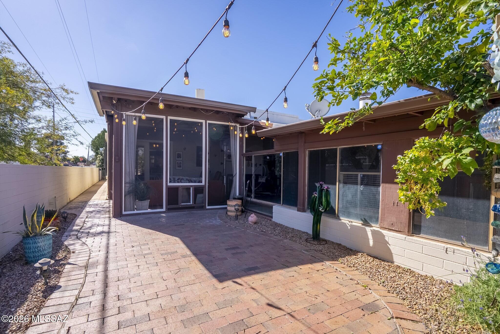 9075 E Palms Park Drive