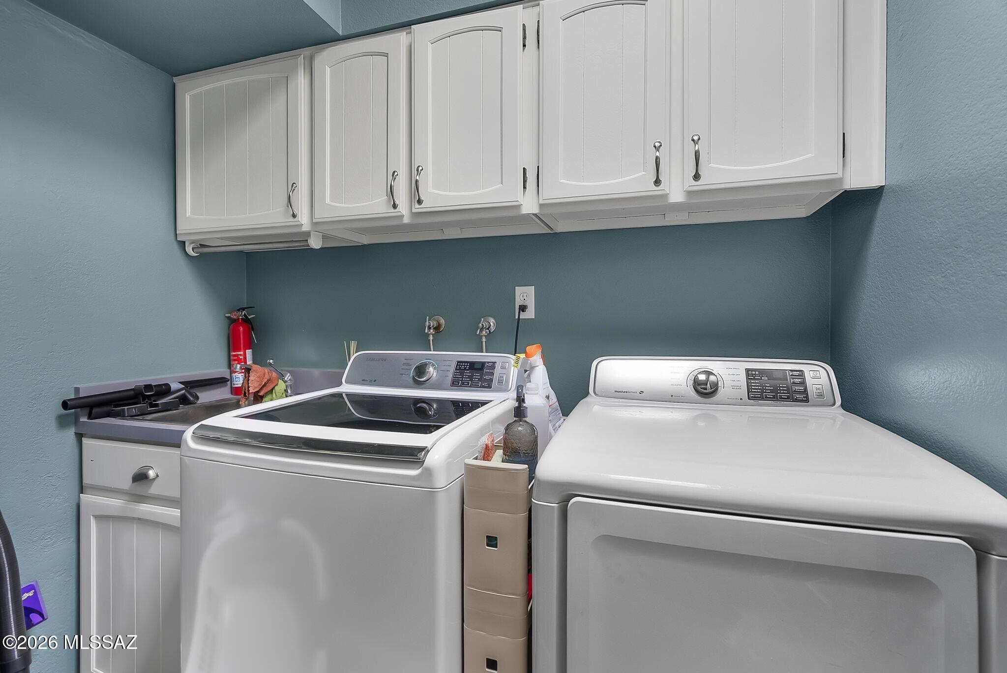 9075 E Palms Park Drive