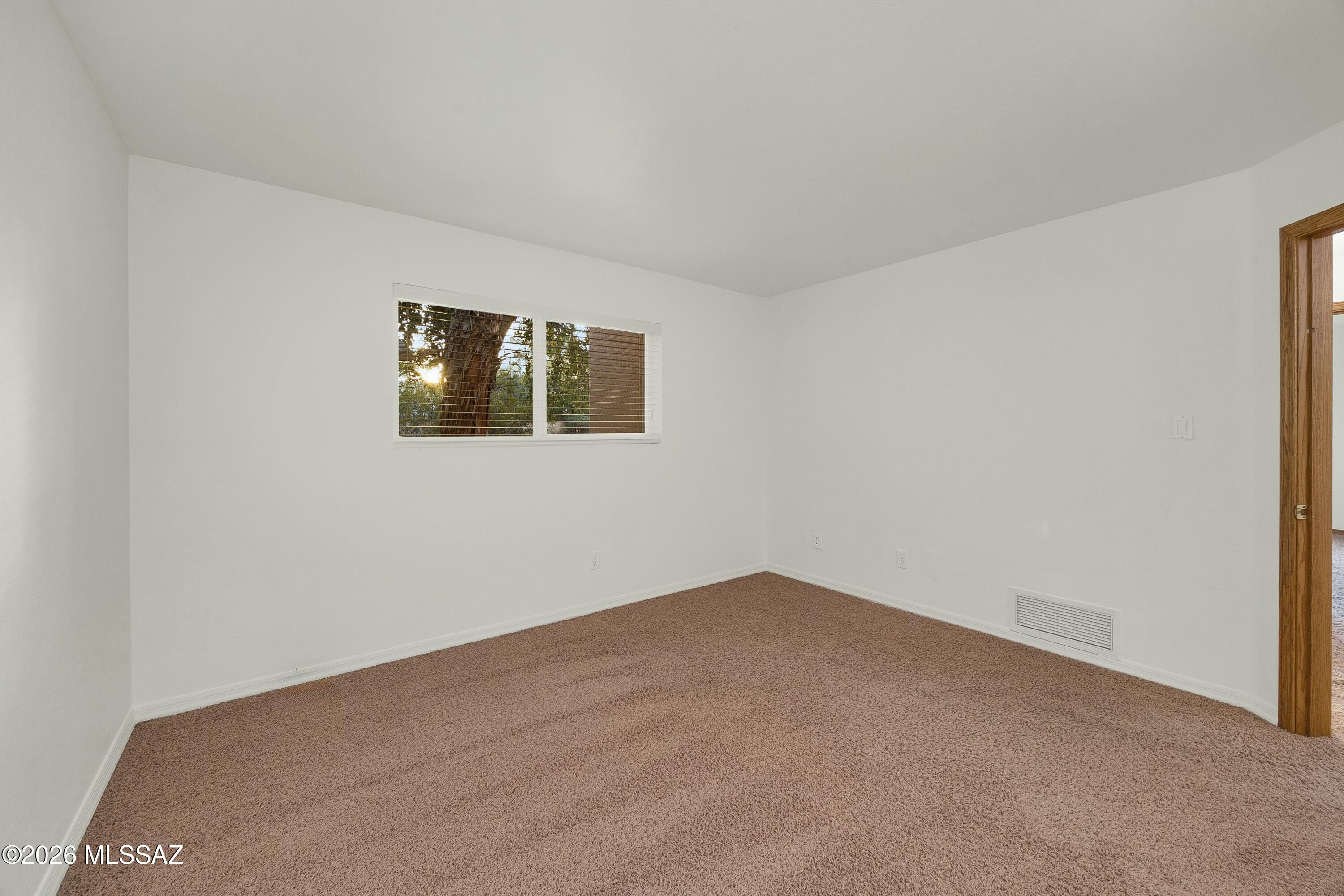 6141 E Calle Alta Vista