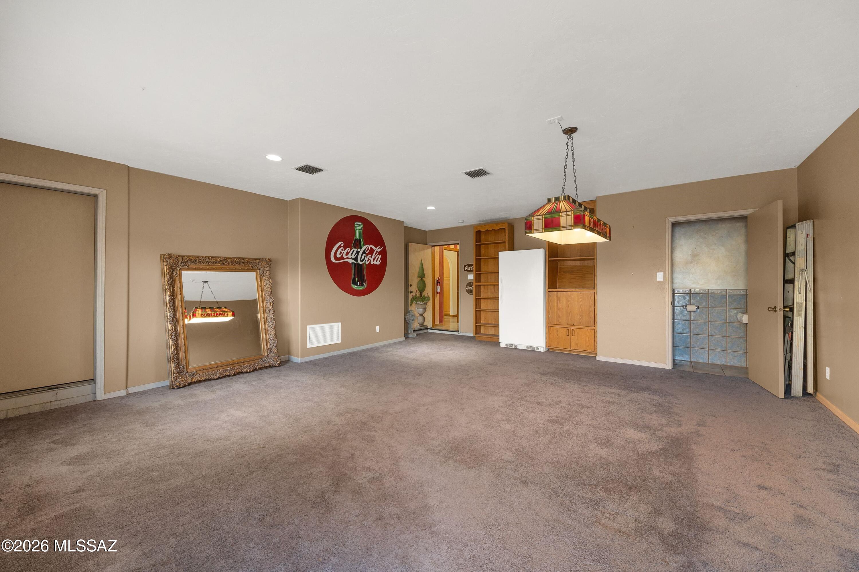 6141 E Calle Alta Vista