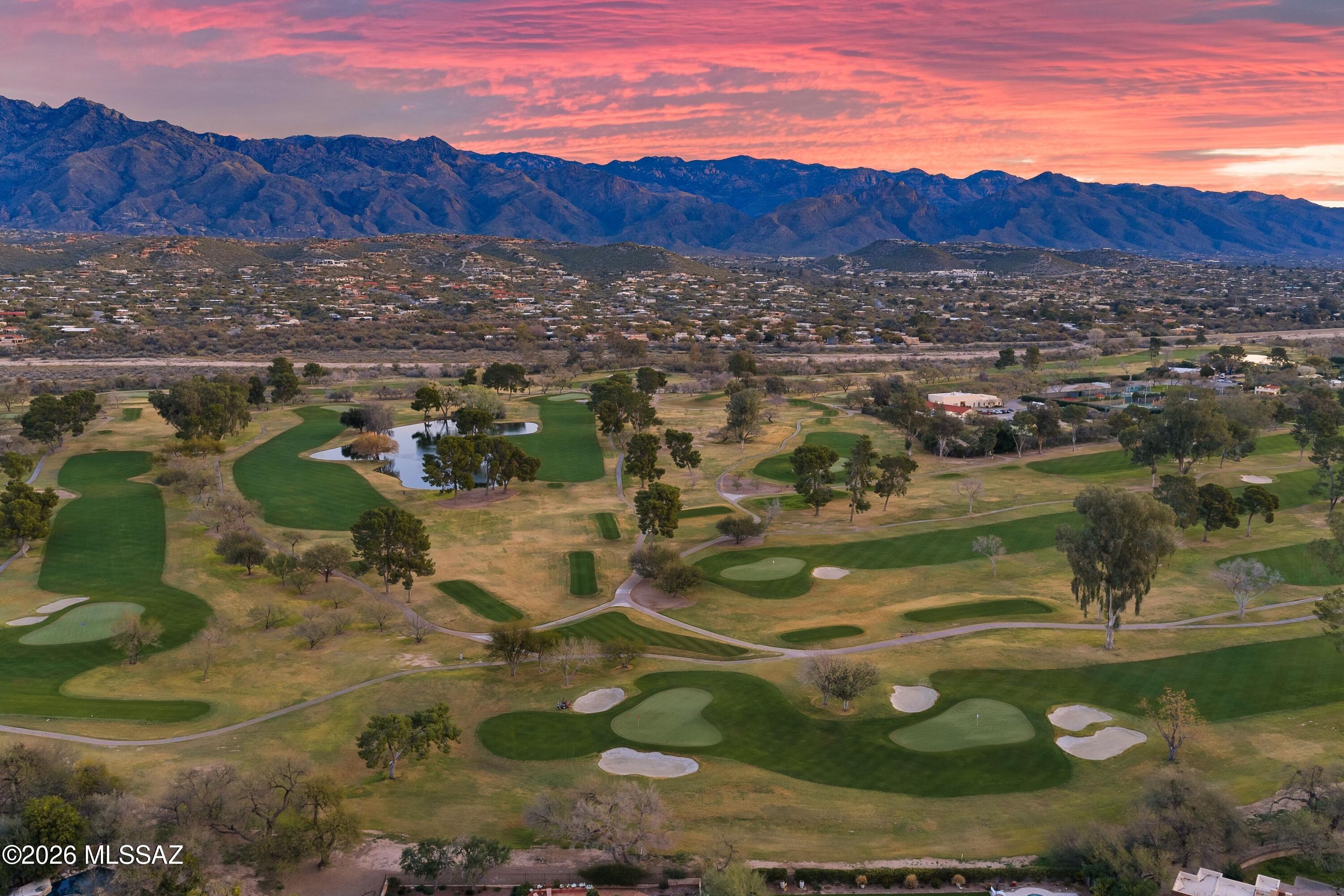 6141 E Calle Alta Vista