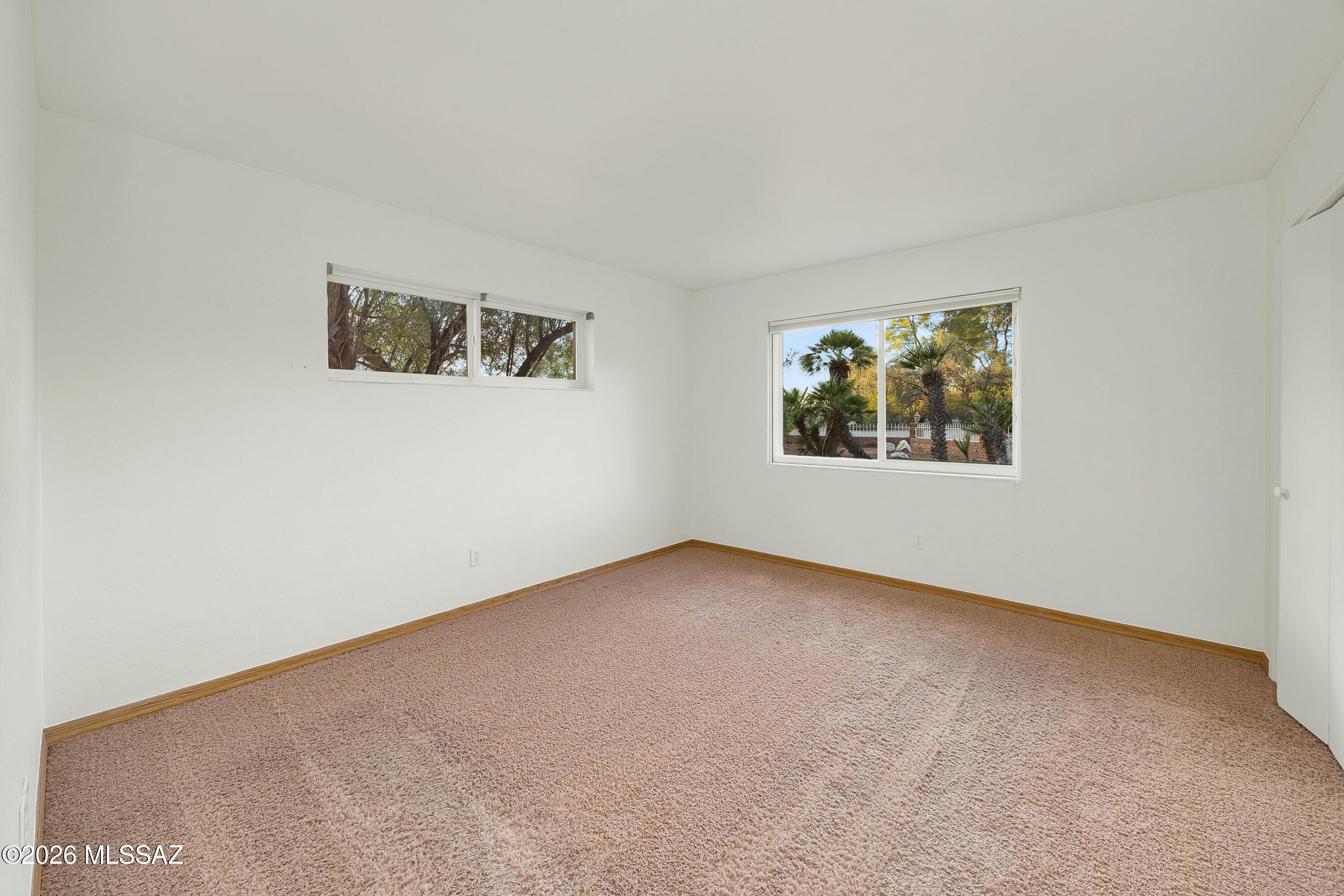 6141 E Calle Alta Vista