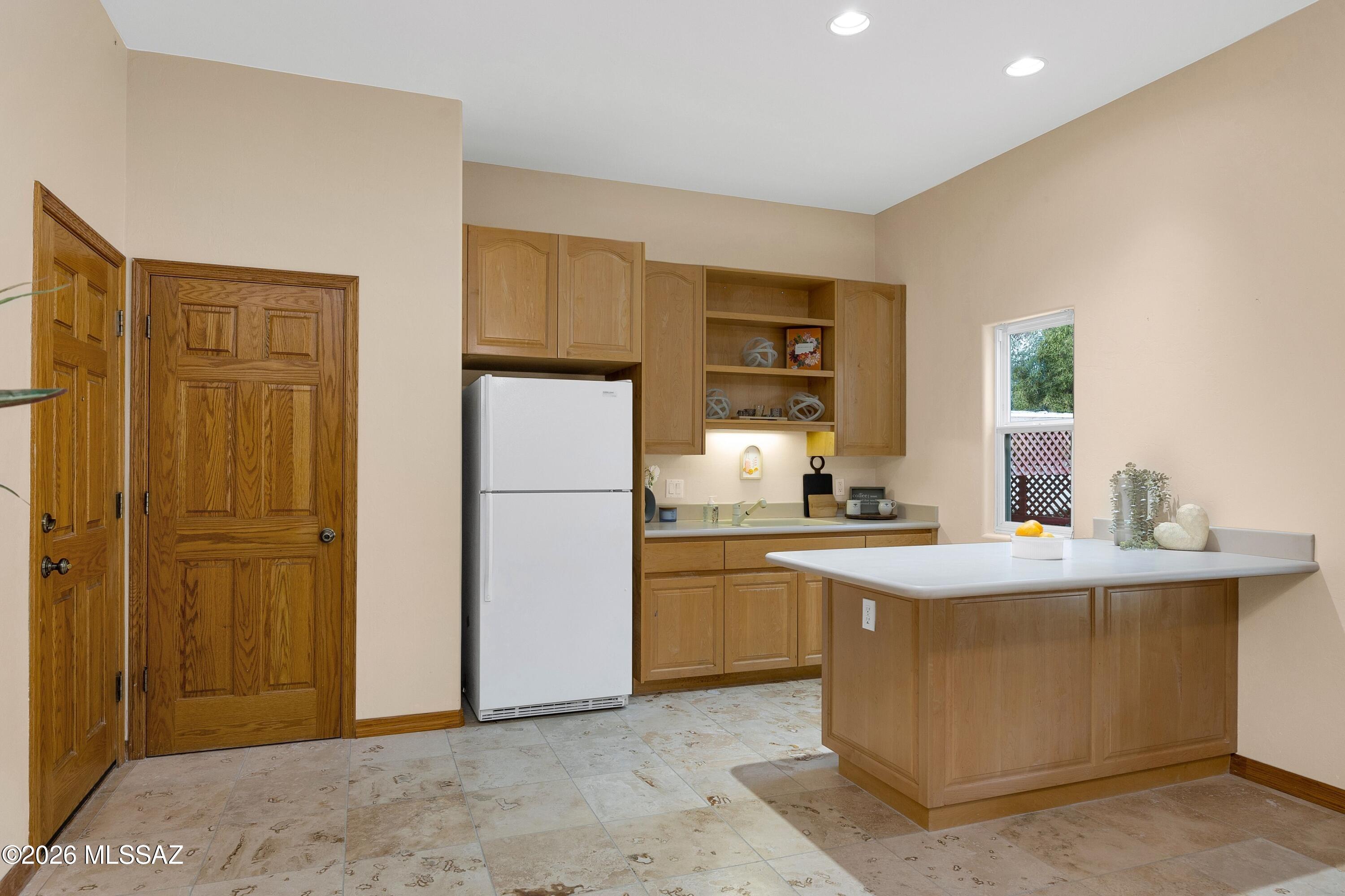 6141 E Calle Alta Vista