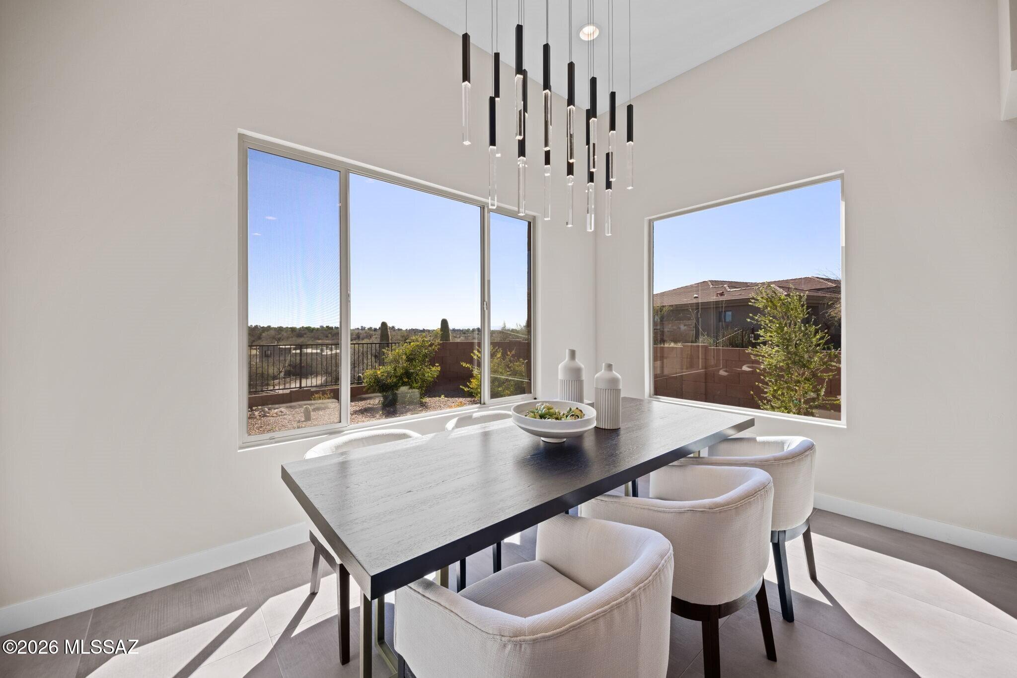 3560 N San Sebastián Drive 12