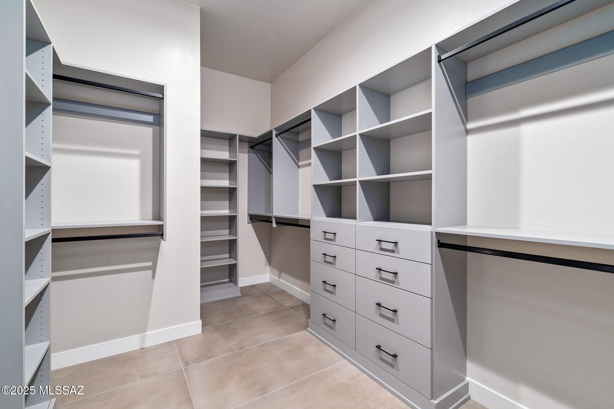 3560 N San Sebastián Drive 12